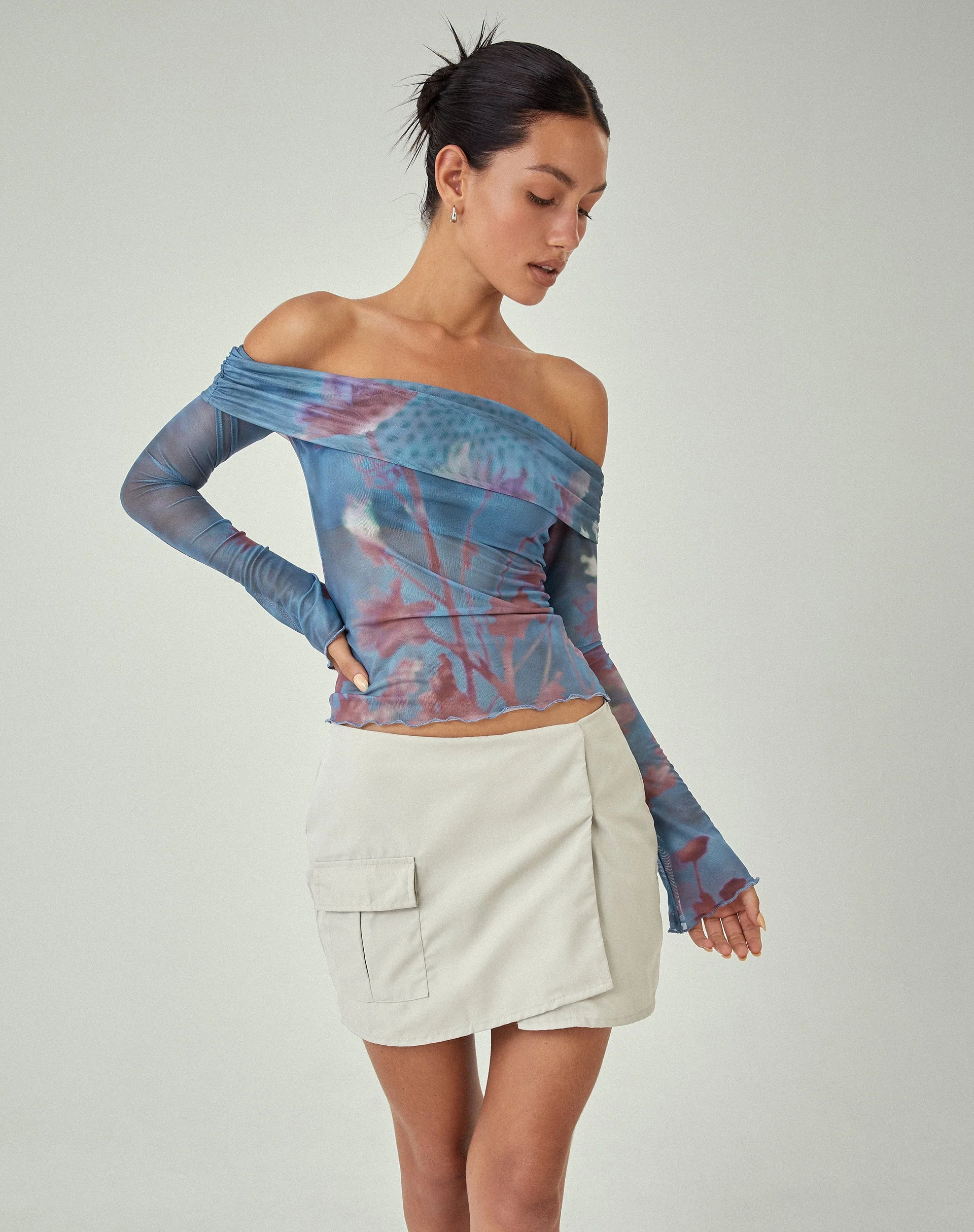 MOTEL X JACQUIE Rhory Mini Cargo-Rock in Hafer - Image 3