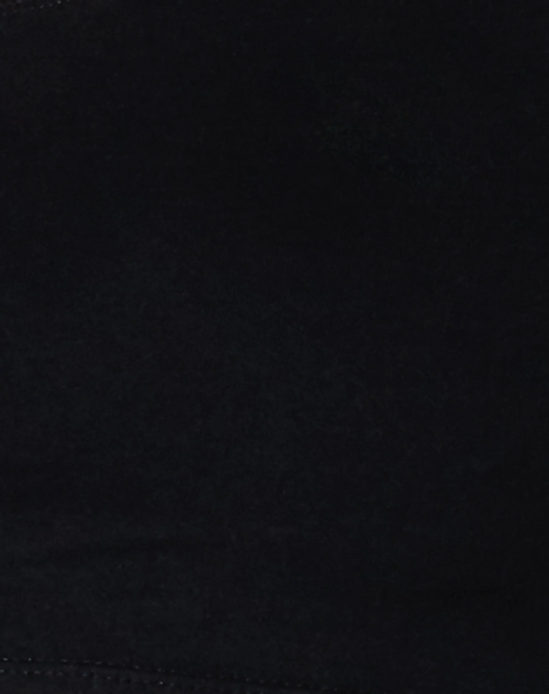 Ribus Crop Top in Schwarz - Image 7