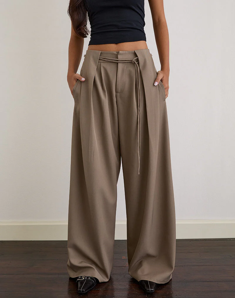 Rivela Tie Waist Hose in Taupe - Image 3
