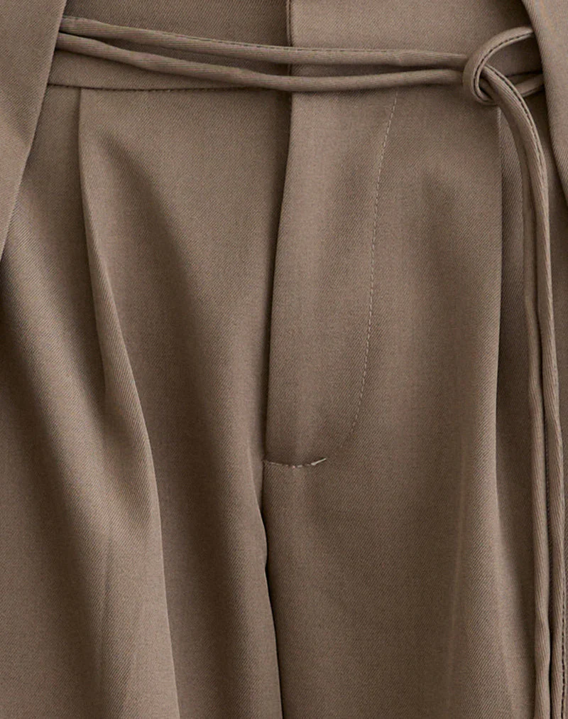 Rivela Tie Waist Hose in Taupe - Image 7