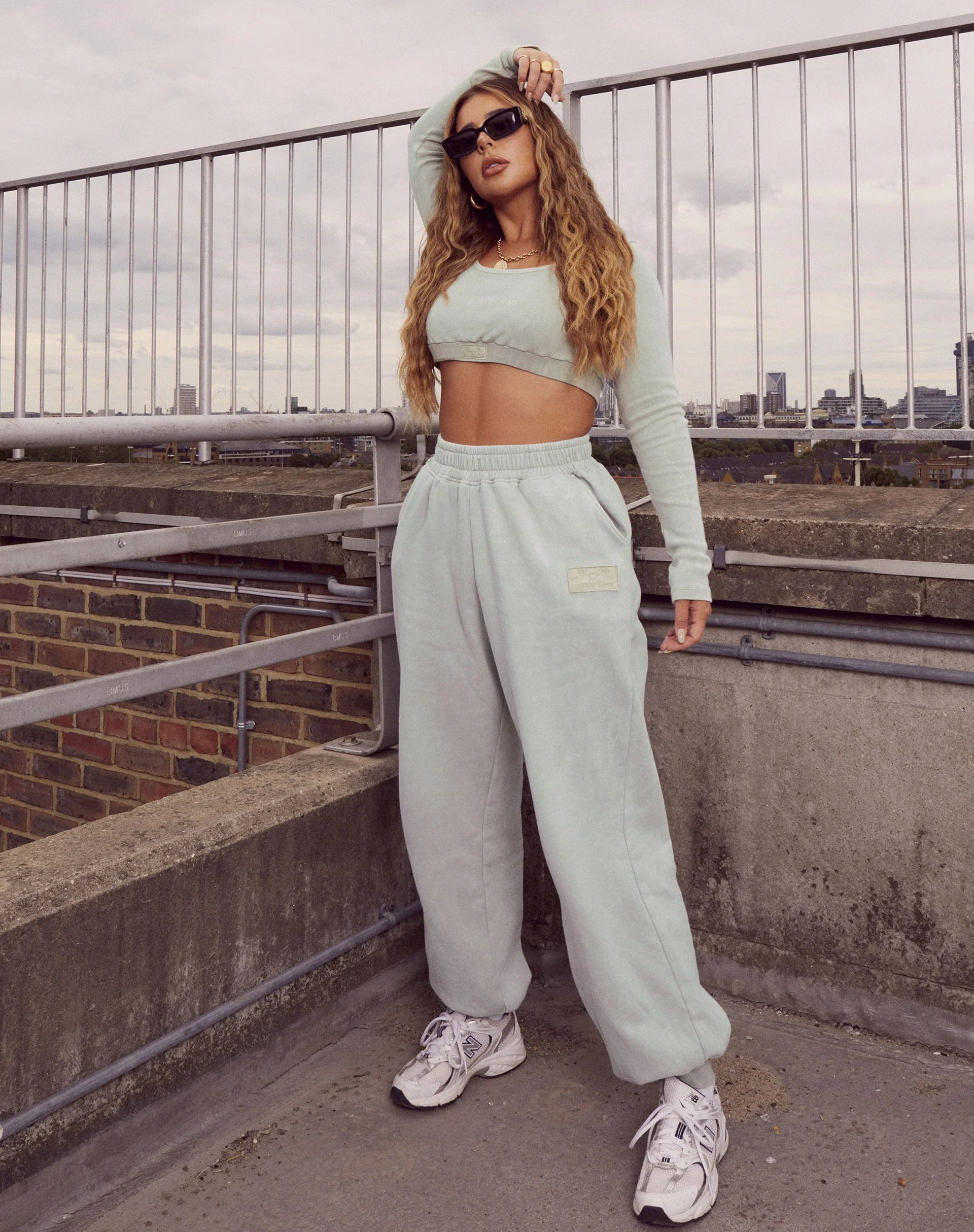 Roider Jogger in Ecru Cherub L'Amour Label Embro - Image 2