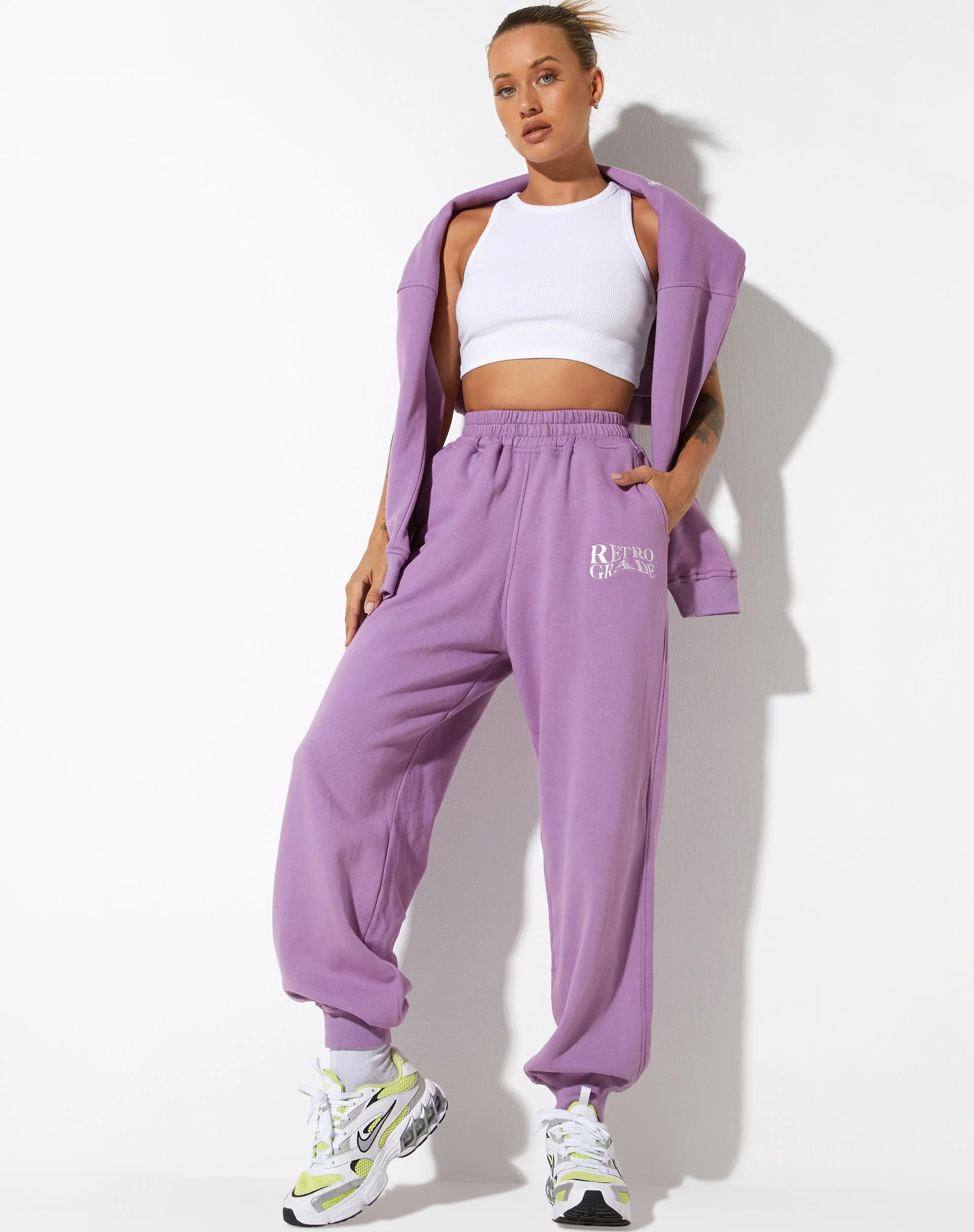 Roider Jogger in Lavendel Retro Grade Embro - Image 3
