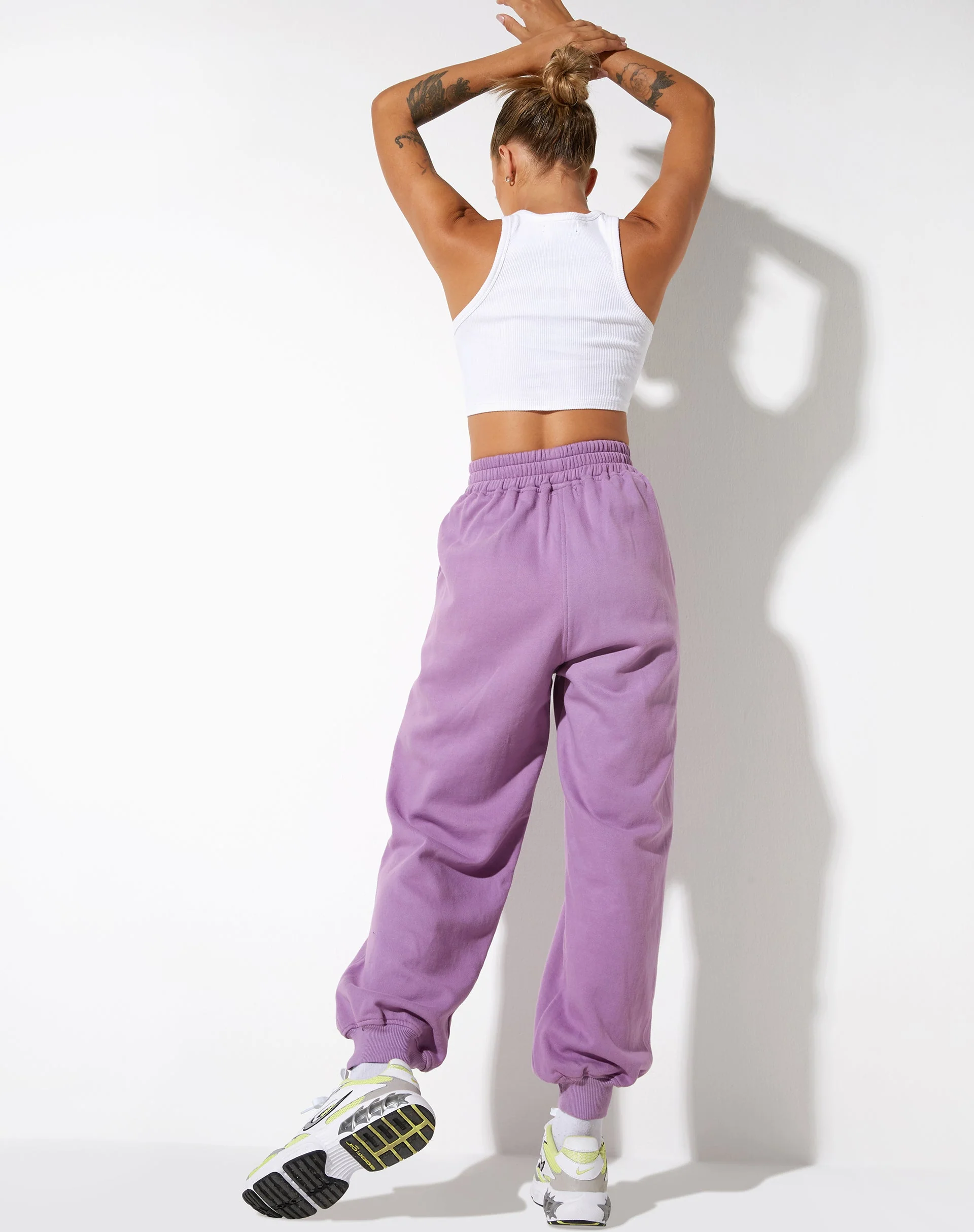 Roider Jogger in Lavendel Retro Grade Embro - Image 4