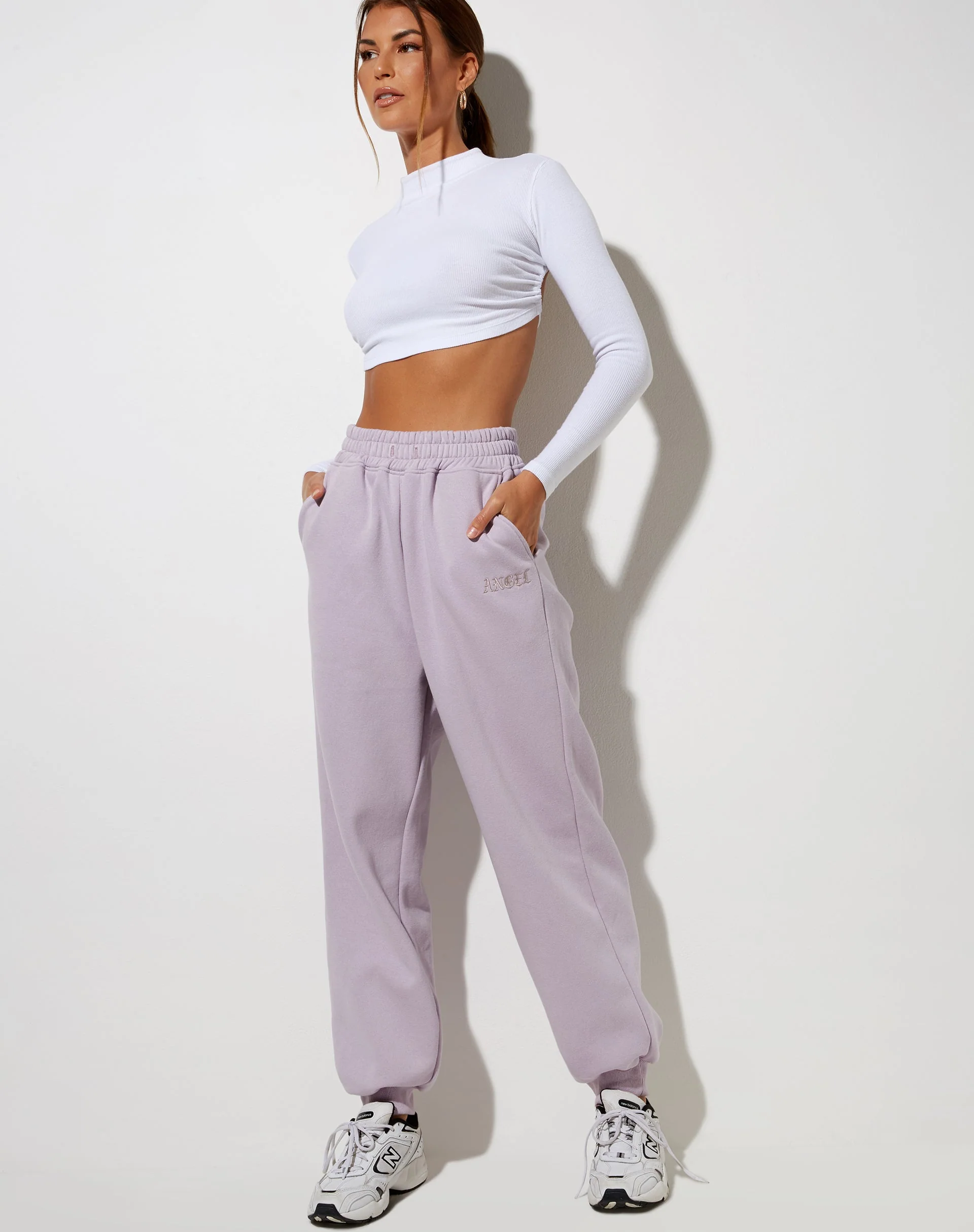 Roider Jogger in Violett 'Angel' Stickerei - Image 2