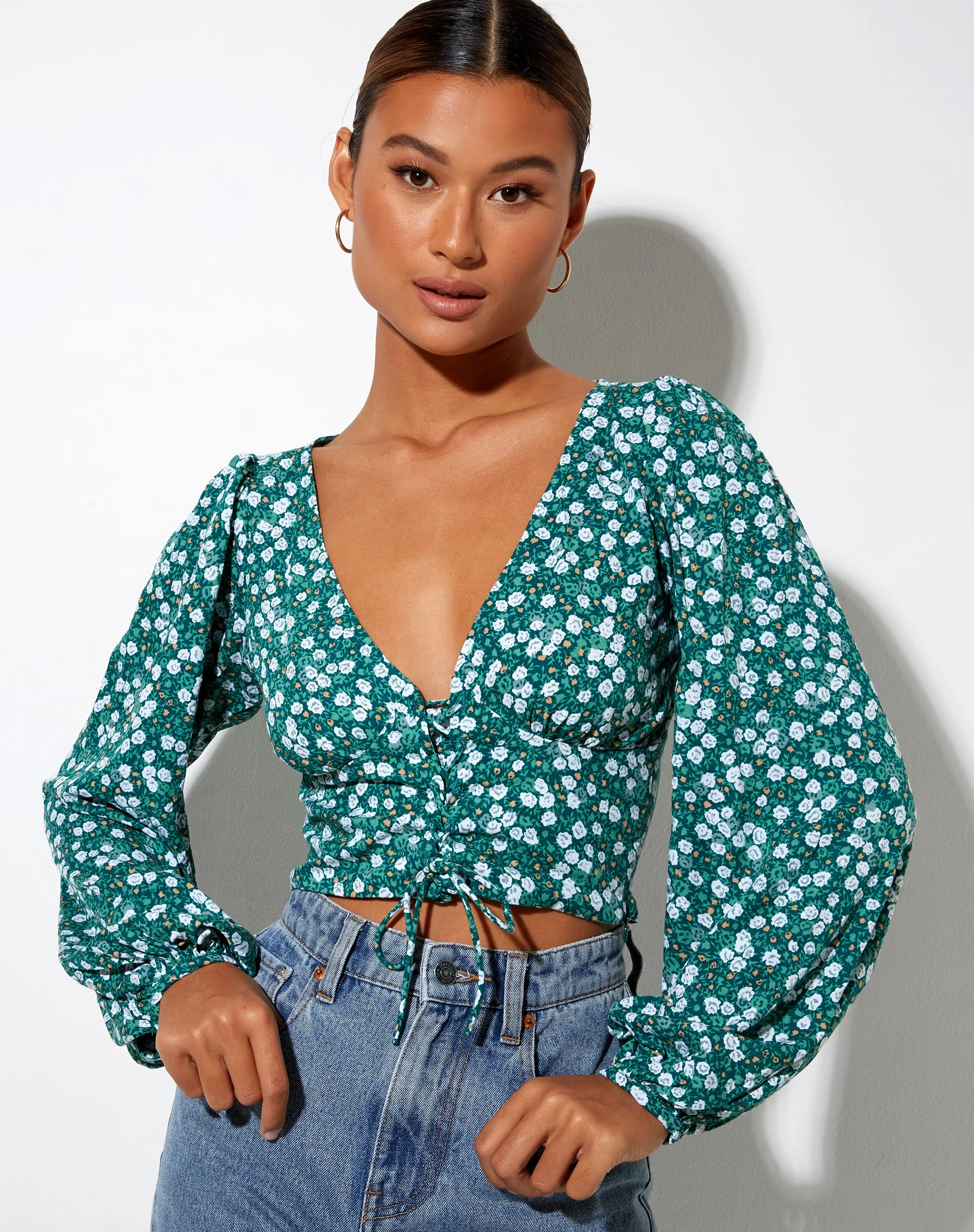 Romina Langärmeliges Top in Grün mit Blumenmuster - Image 3