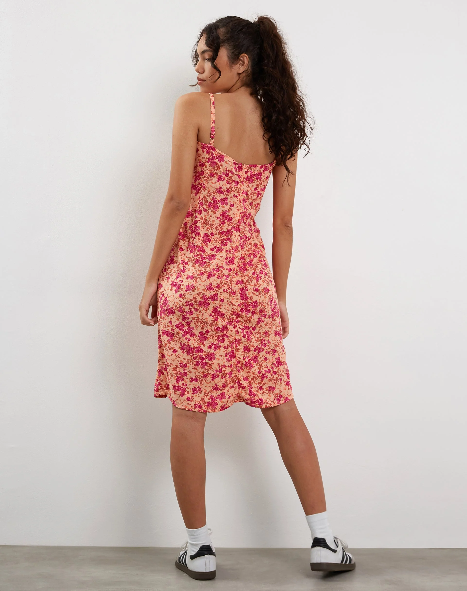 Ronsha Midikleid aus dunkler Wildblume Cantaloupe - Image 4