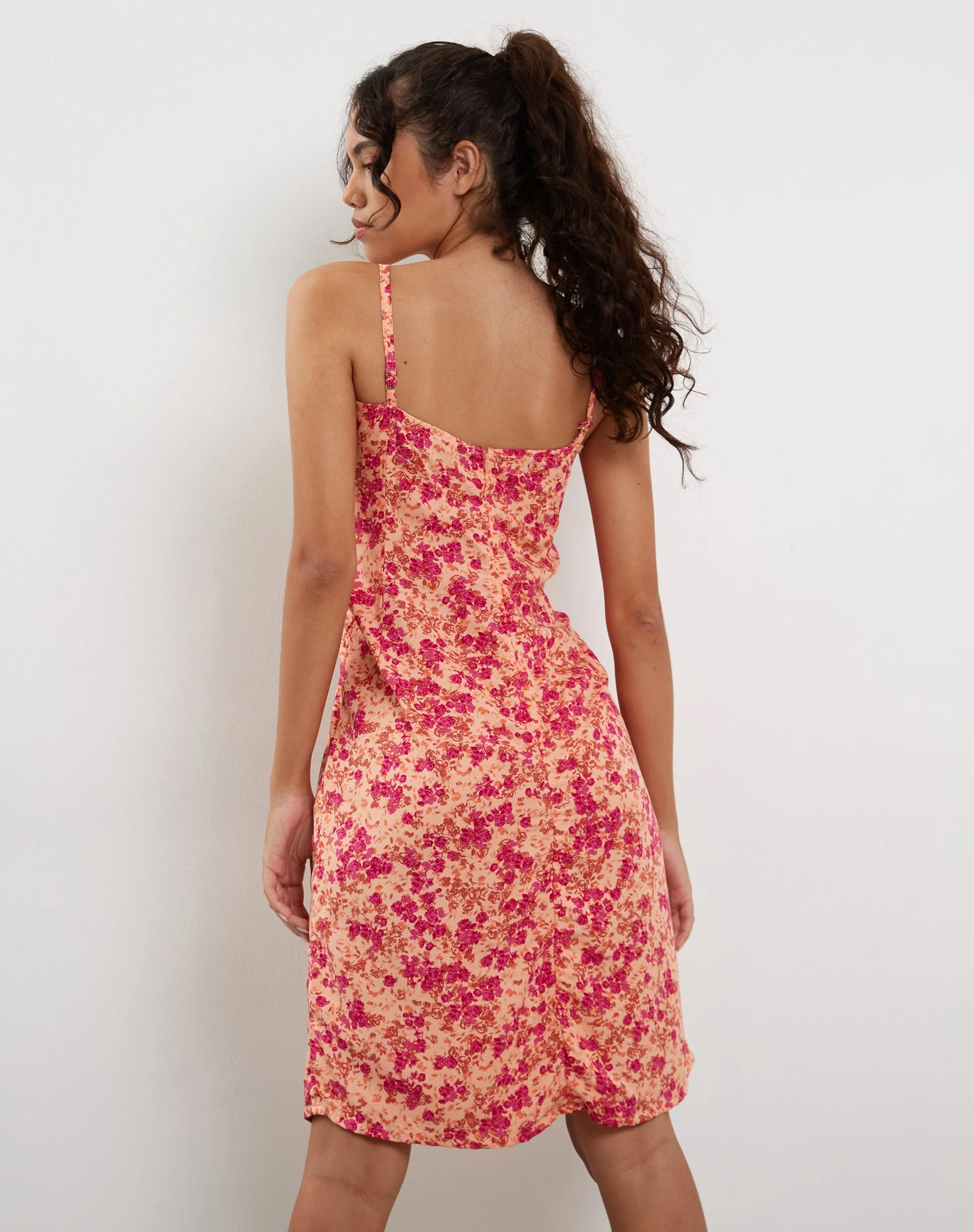 Ronsha Midikleid aus dunkler Wildblume Cantaloupe - Image 6