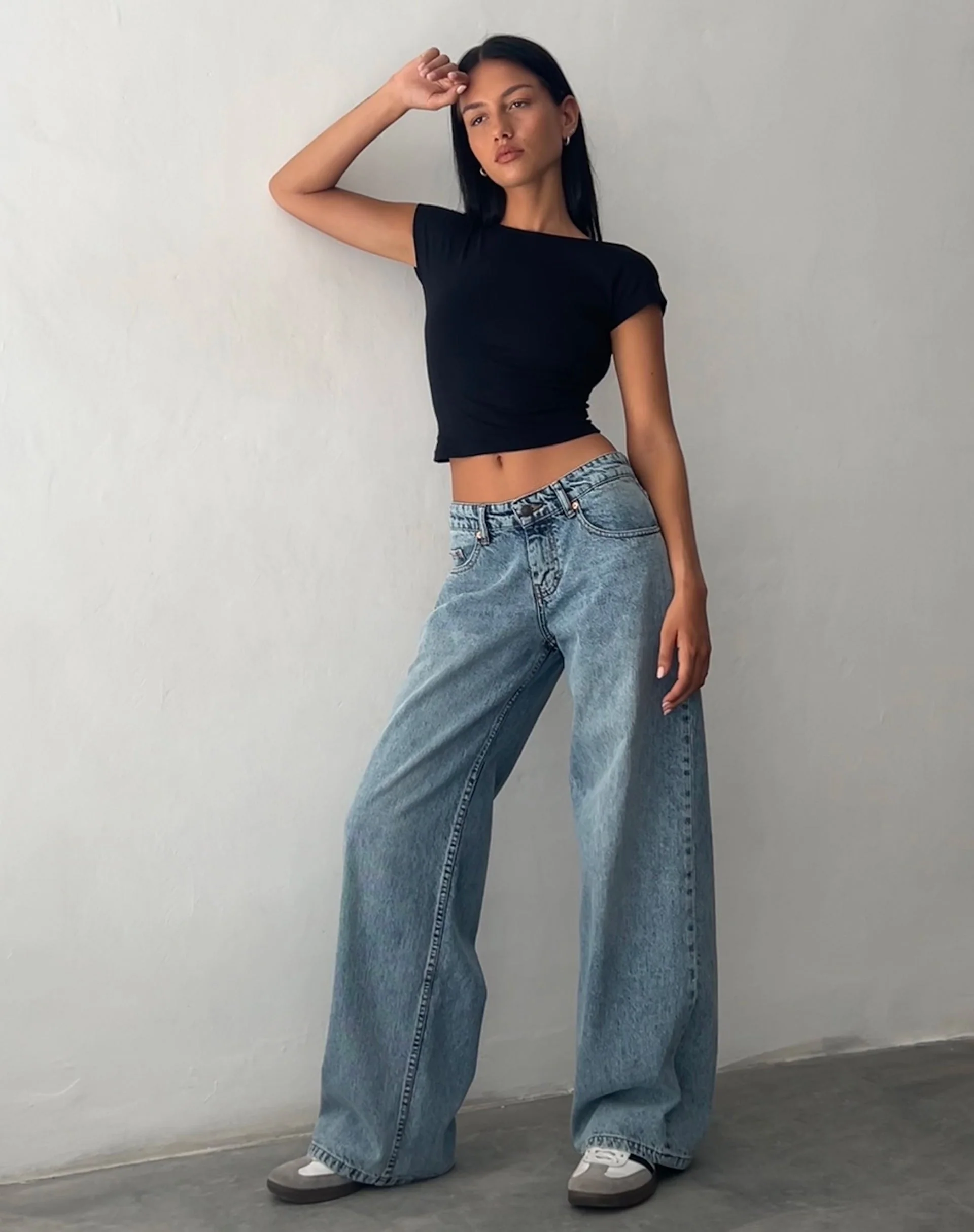 Geräumige extra weite Low Rise Jeans in Vintage Blue Wash - Image 3