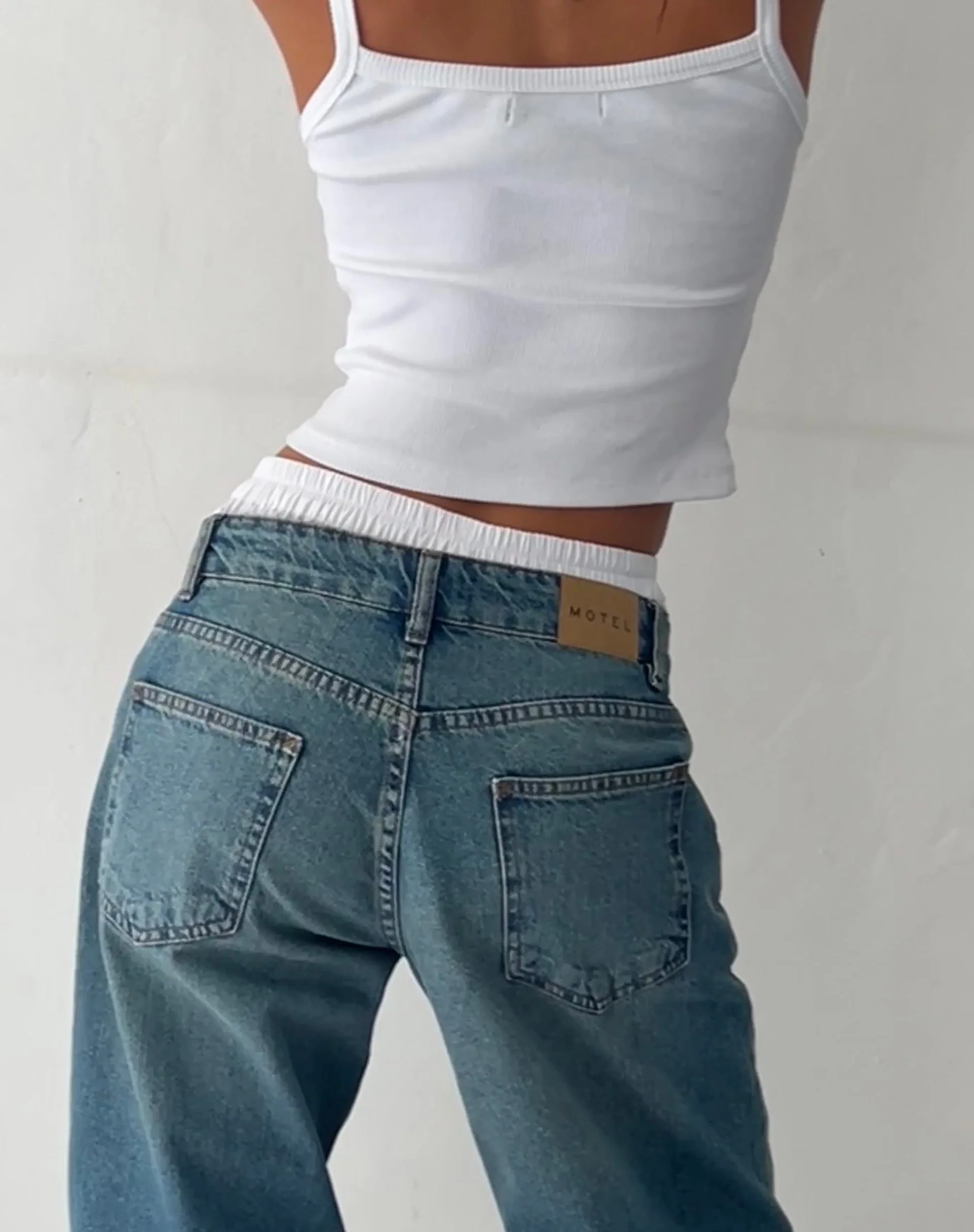 Geräumige extra weite Low Rise Jeans in Vintage Blau Grün - Image 5