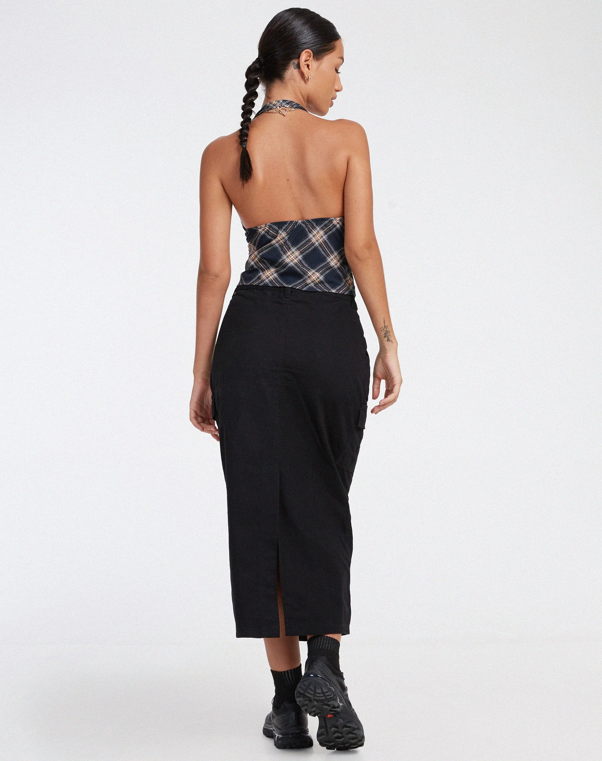 Roula Neckholder-Top in 20er-Jahre-Karo Schwarz und Grau - Image 6