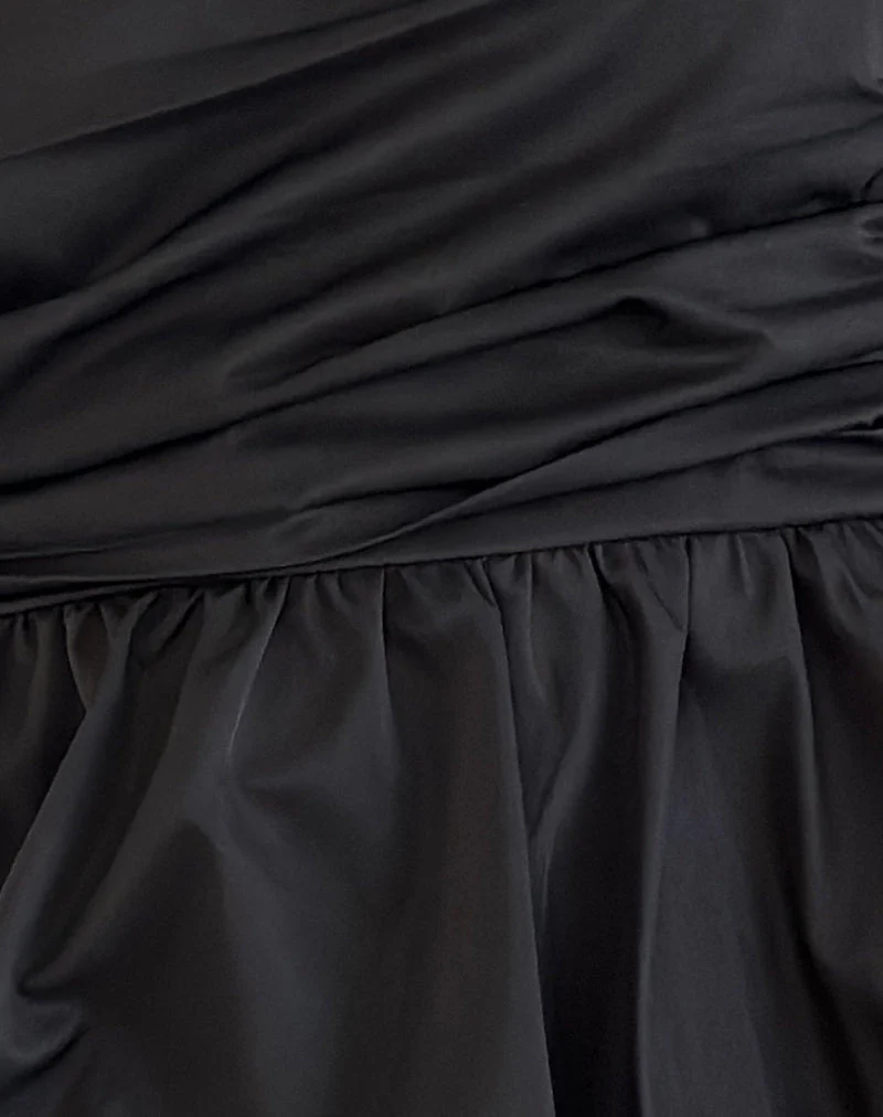 Sabita Puffball Bandeau Top in Schwarz - Image 6
