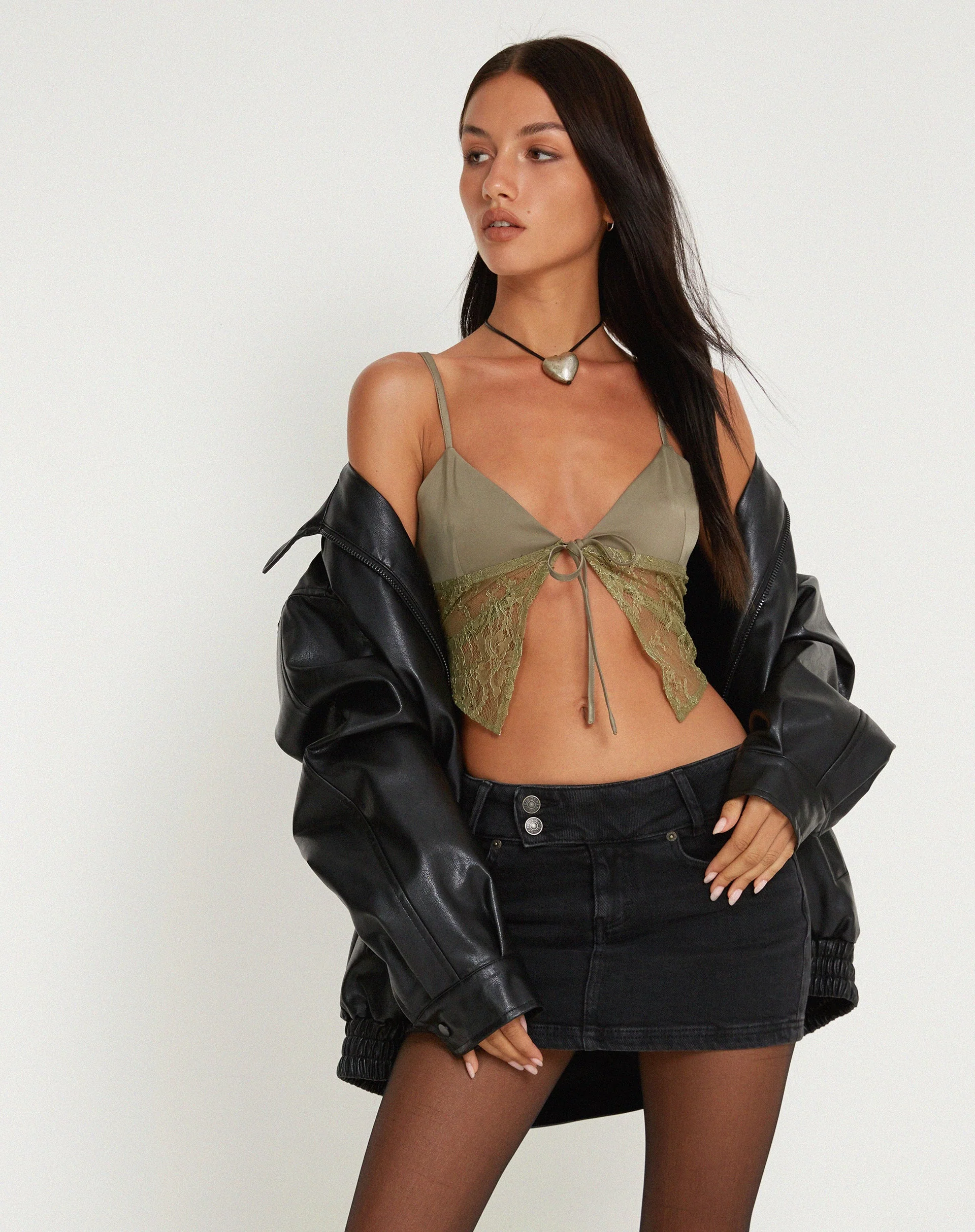 Sahira Schmetterlings-Oberteil in Satin Avocado - Image 2