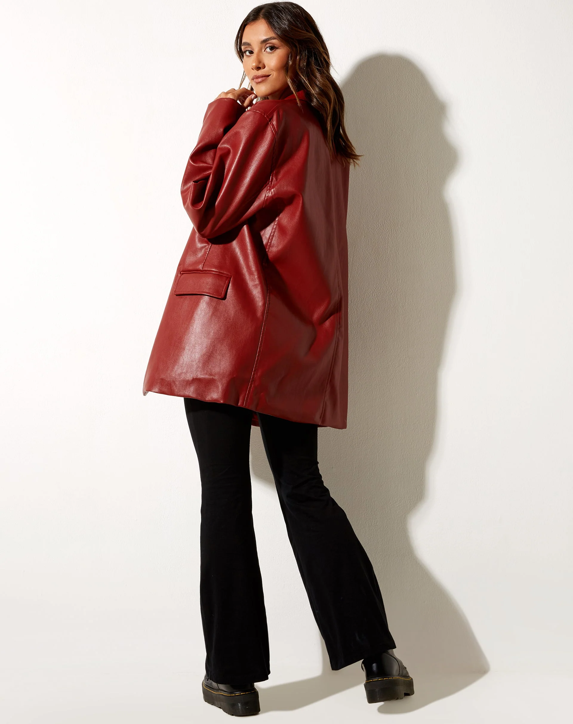Saken Blazer in PU Rot - Image 7