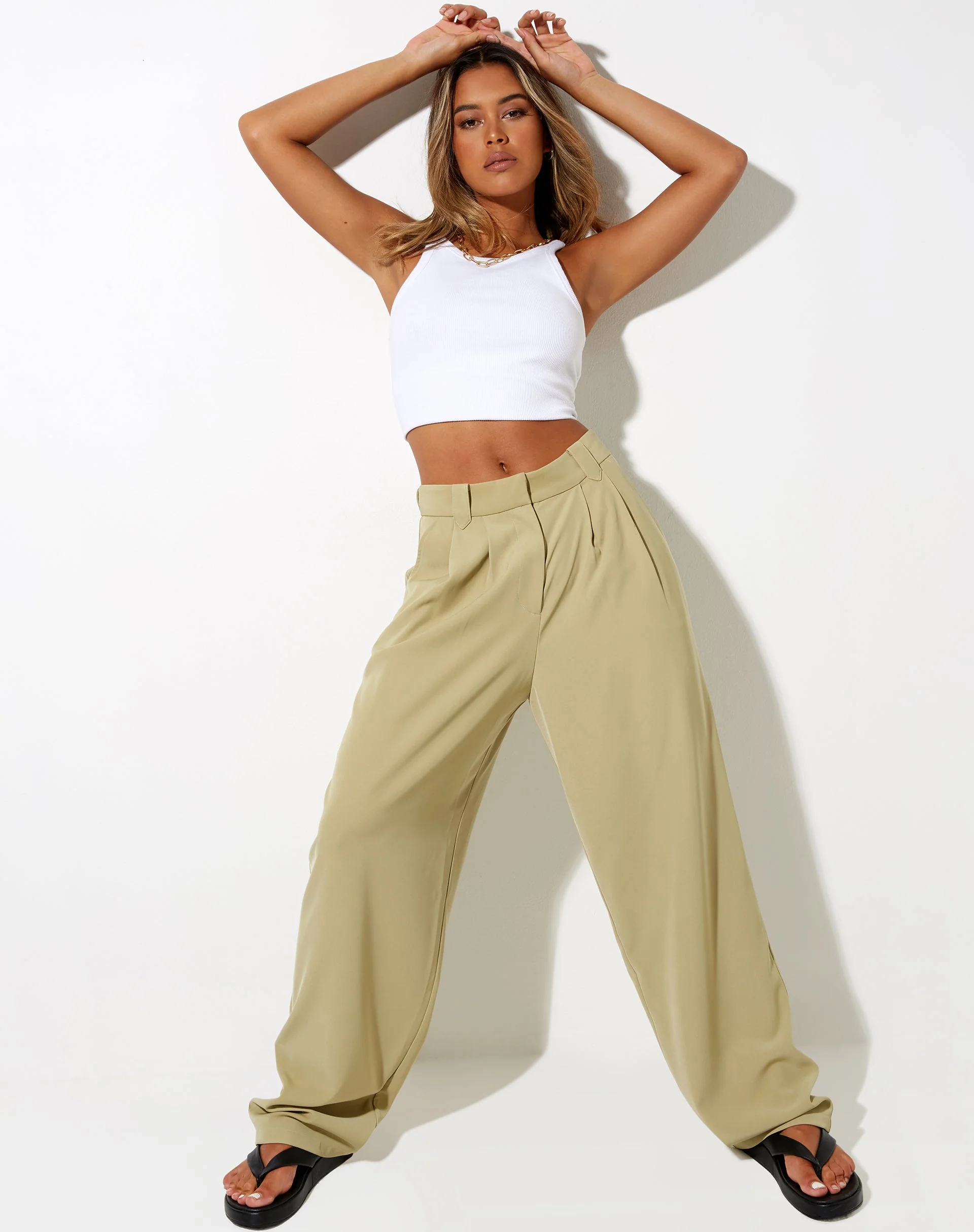 Sakila-Hose in Grün - Image 5