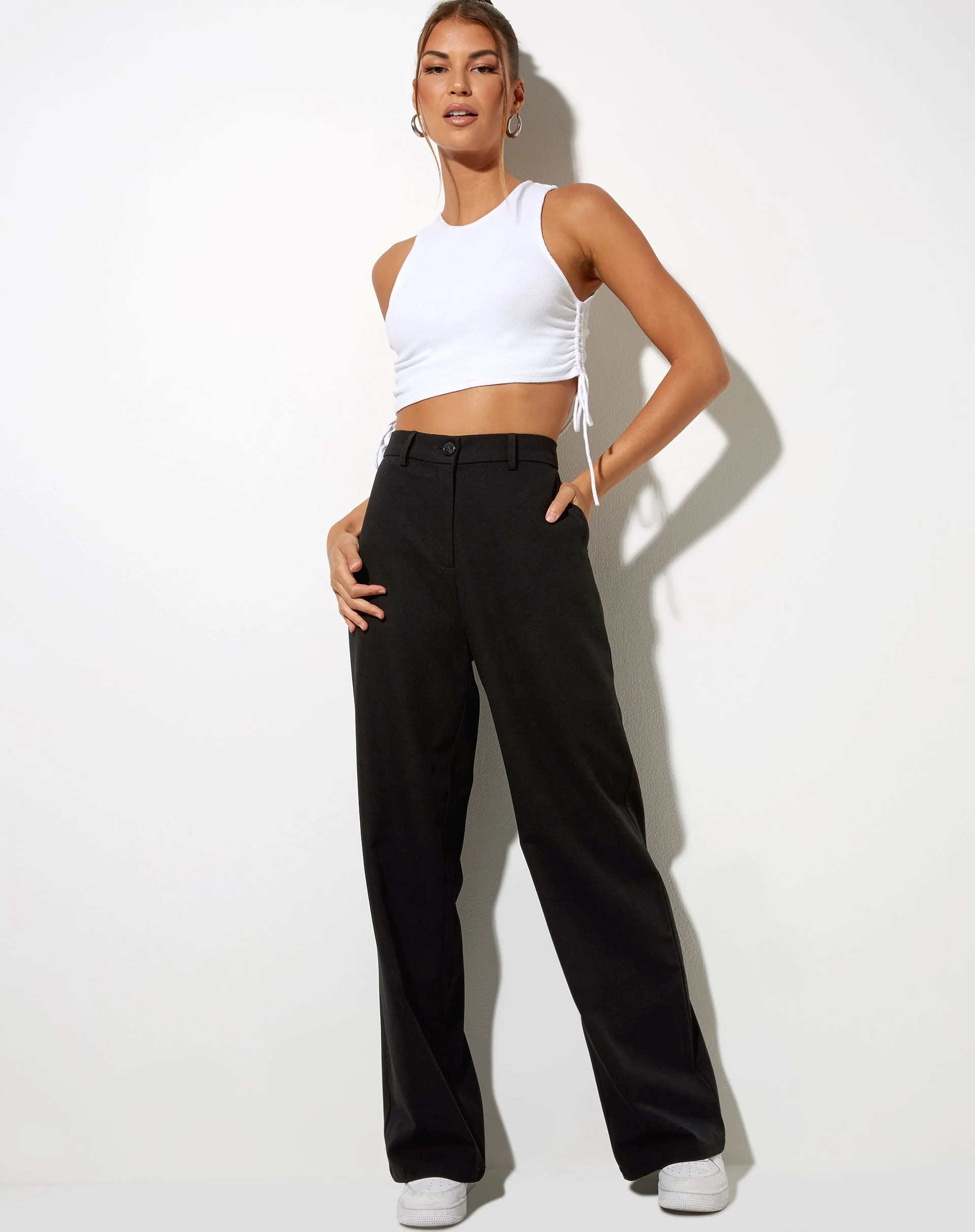 Sakila Hose in Tailoring Schwarz - Image 3
