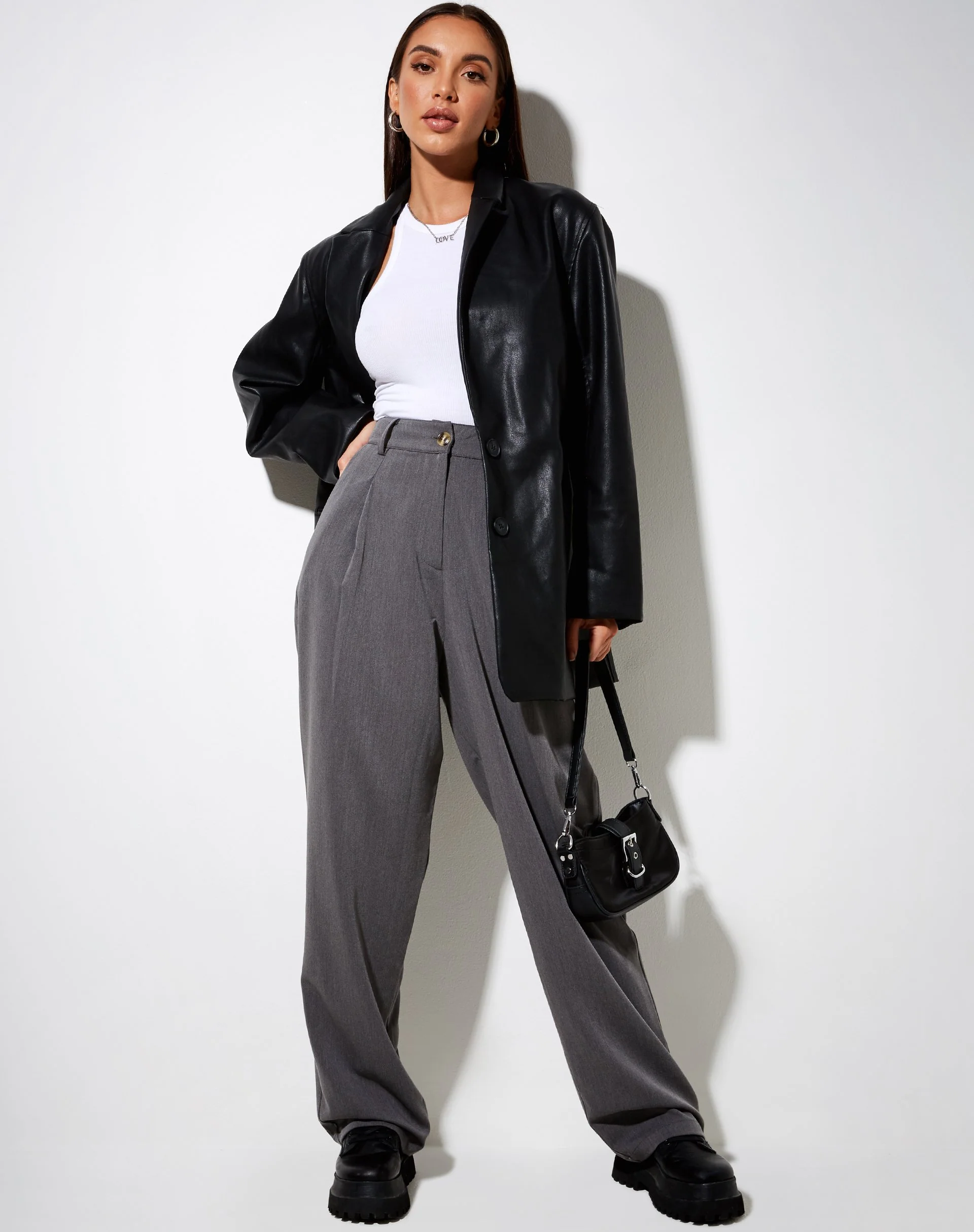 Sakila Hose in Tailoring Charcoal