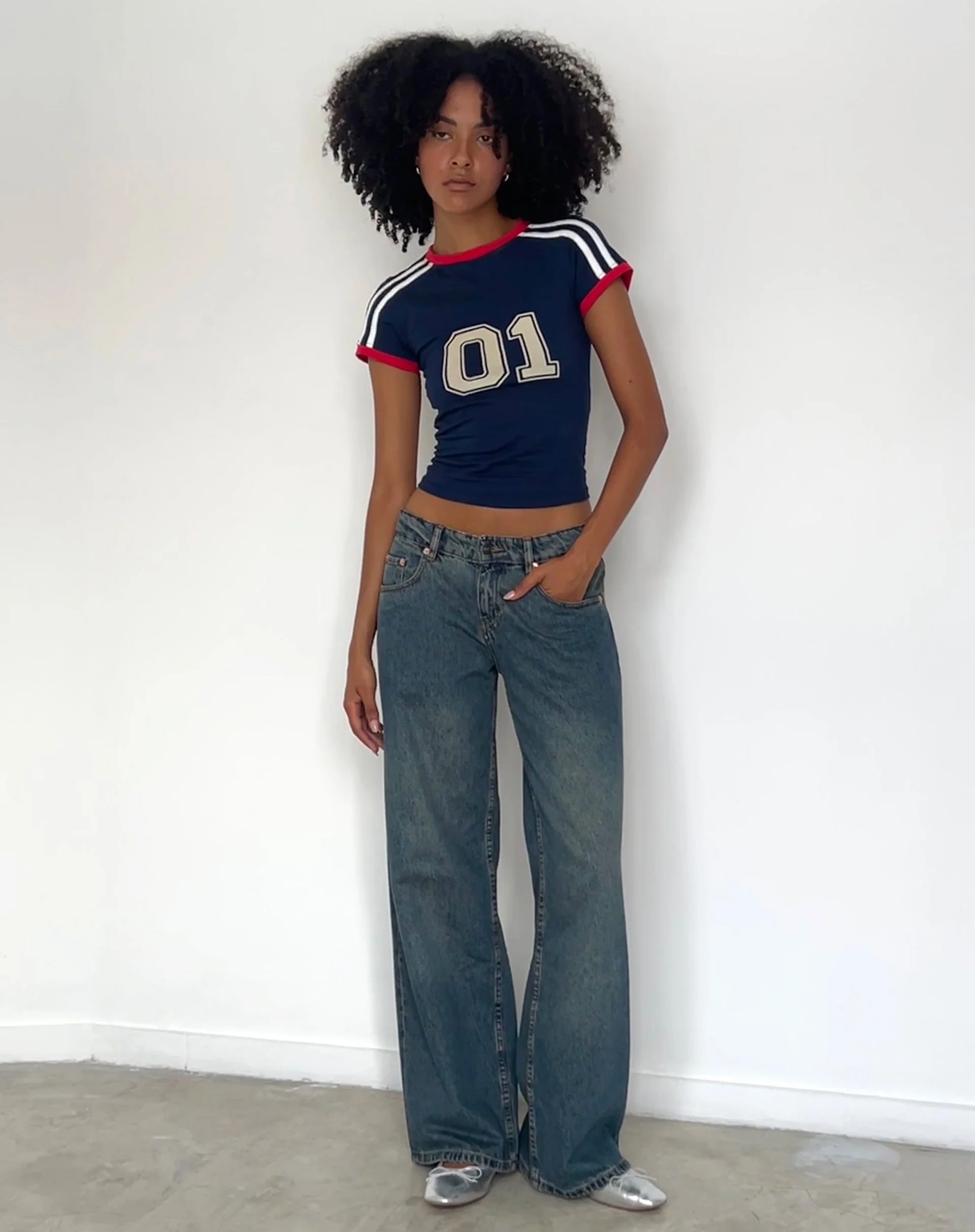Salda Sporty Fitted Tee in Marineblau - Image 2