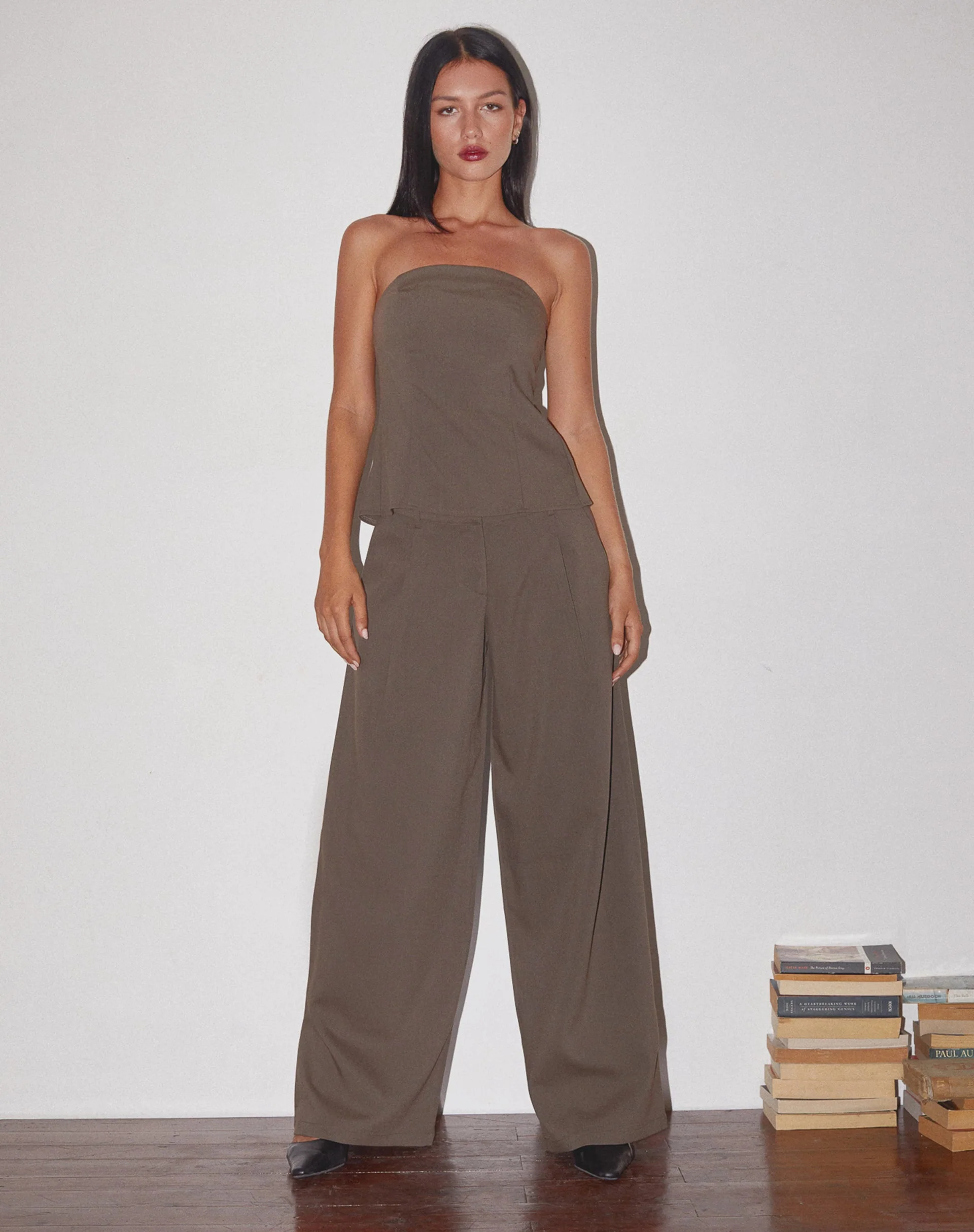 Salisu Hose mit weitem Bein in Tailoring Taupe