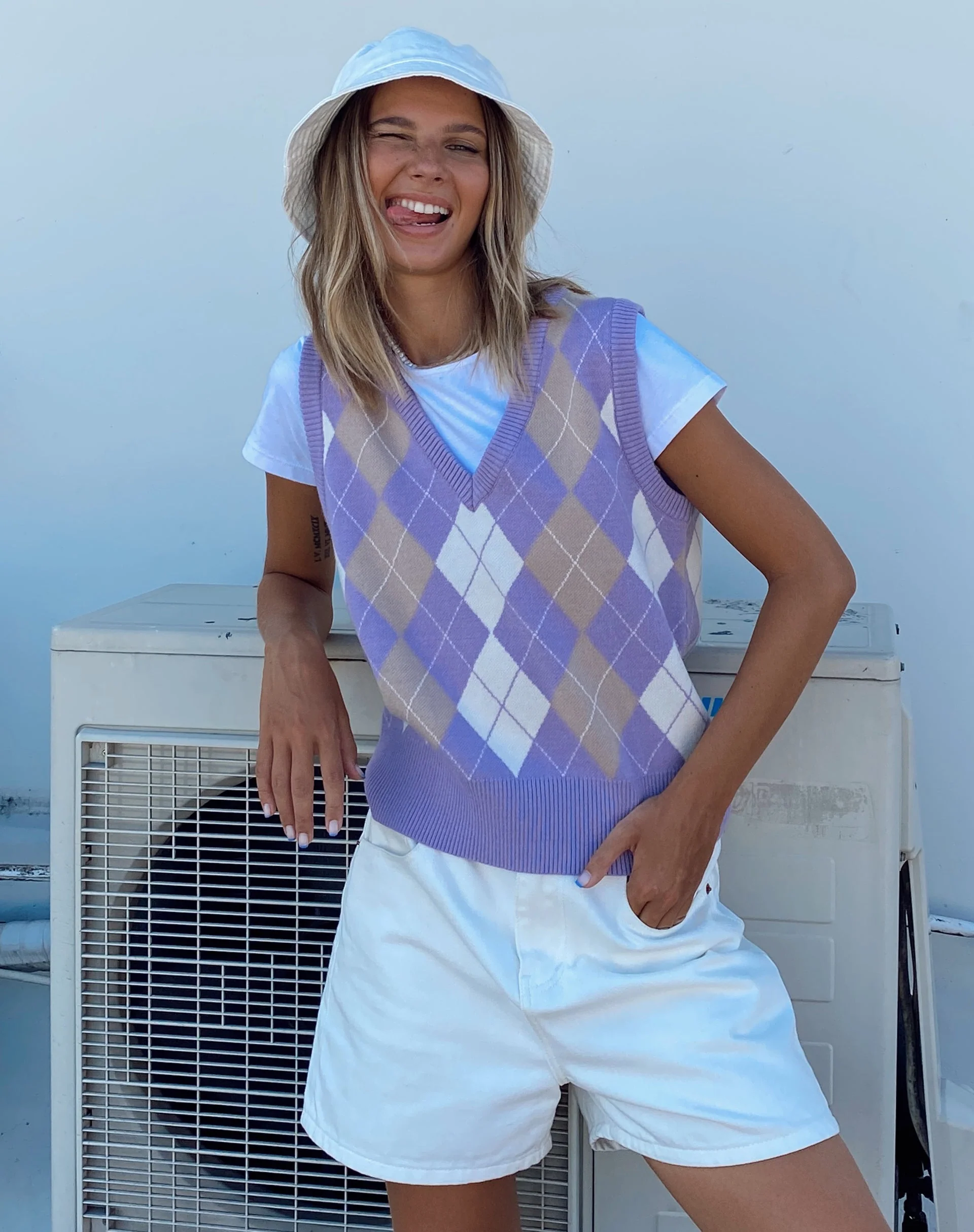 Sami Weste in Argyle Flieder Creme Tan