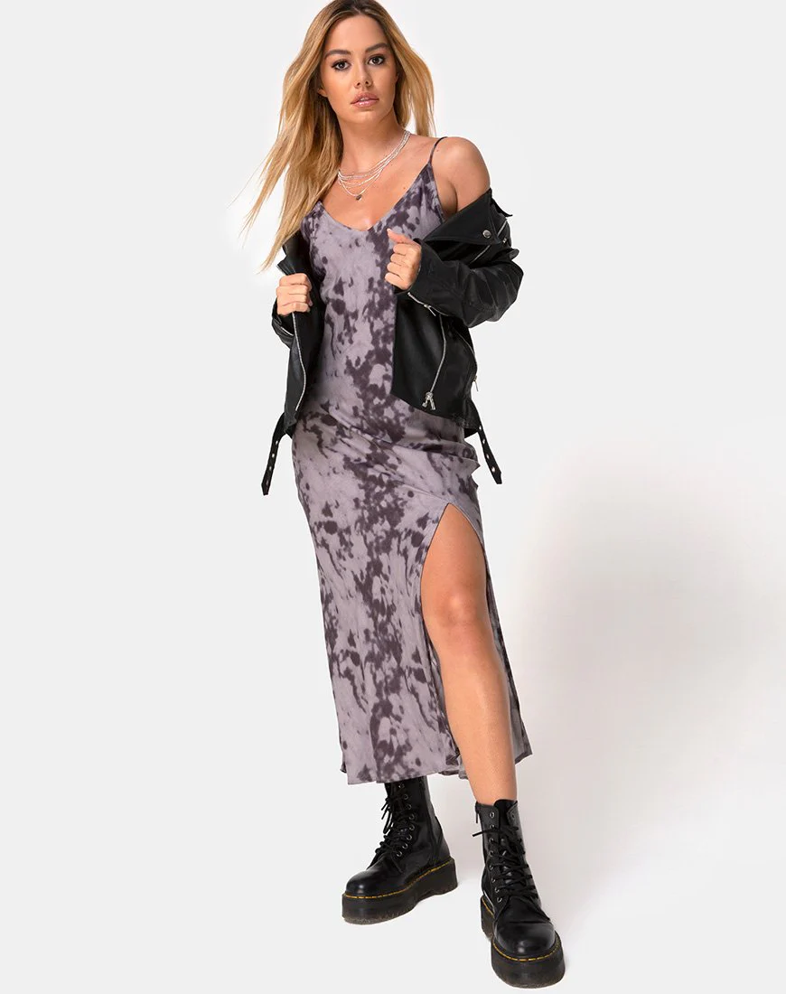 Samia Midikleid in Grau gebleicht Tie Dye