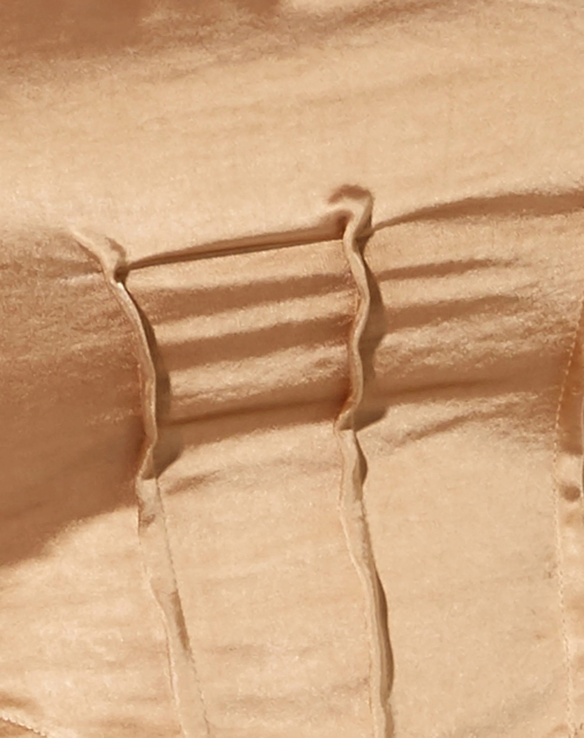 Sanja Bandeau-Top aus Satin Golden Sand - Image 5