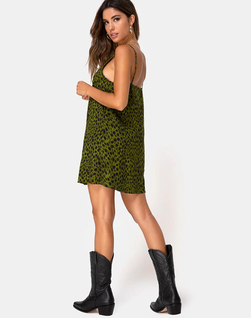Sanna Slip-Kleid in Cheetah Khaki - Image 5