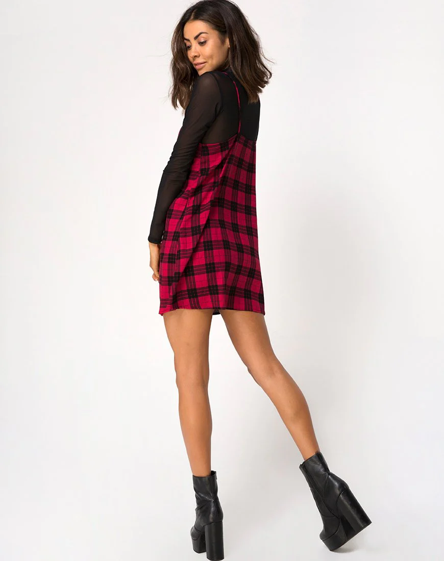 Sanna Kleid in Winterkariert Rot und Schwarz - Image 4