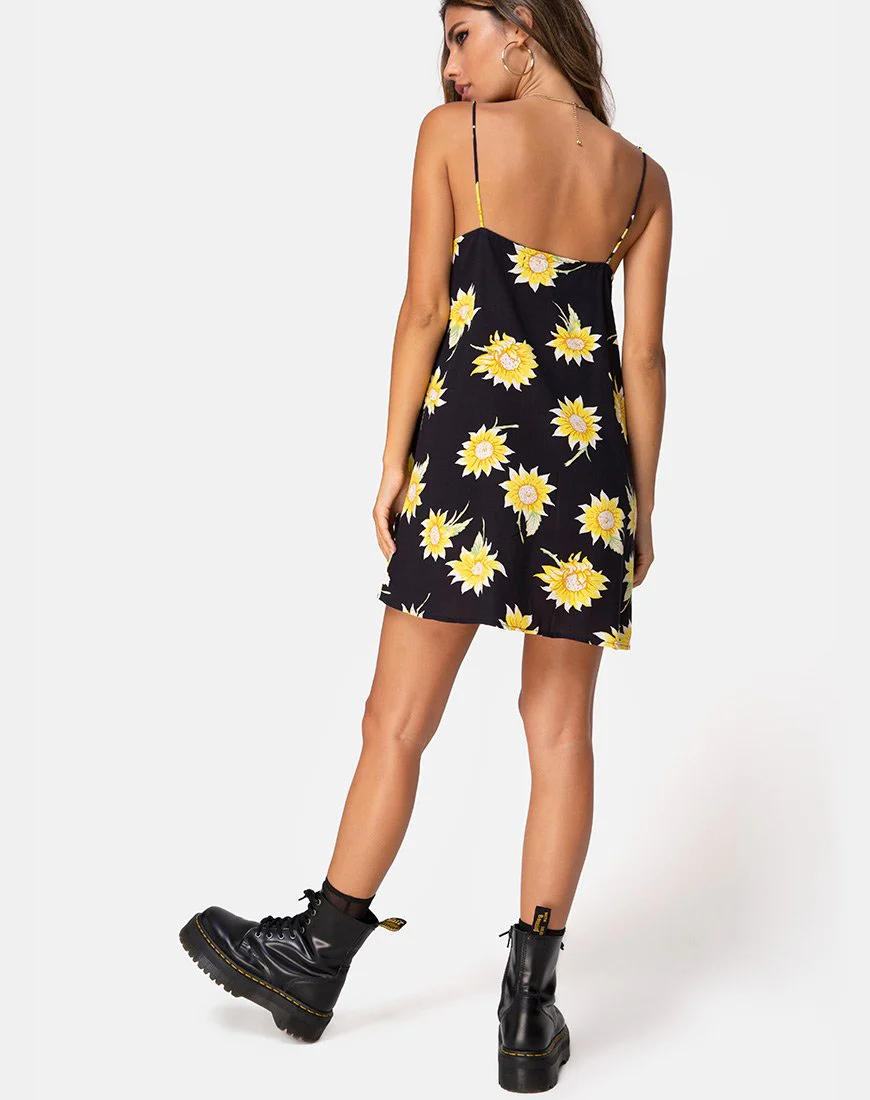 Sanna Slip Dress in Sunny Days Schwarz - Image 4