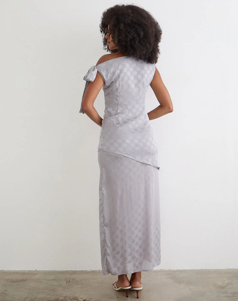 Sardian Maxi Dress in Chiffon Monochrome Silver Grey Polka - Image 4
