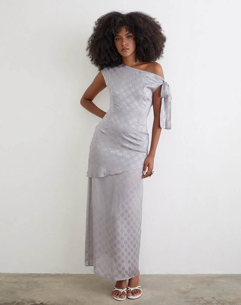 Sardian Maxi Dress in Chiffon Monochrome Silver Grey Polka - Image 5