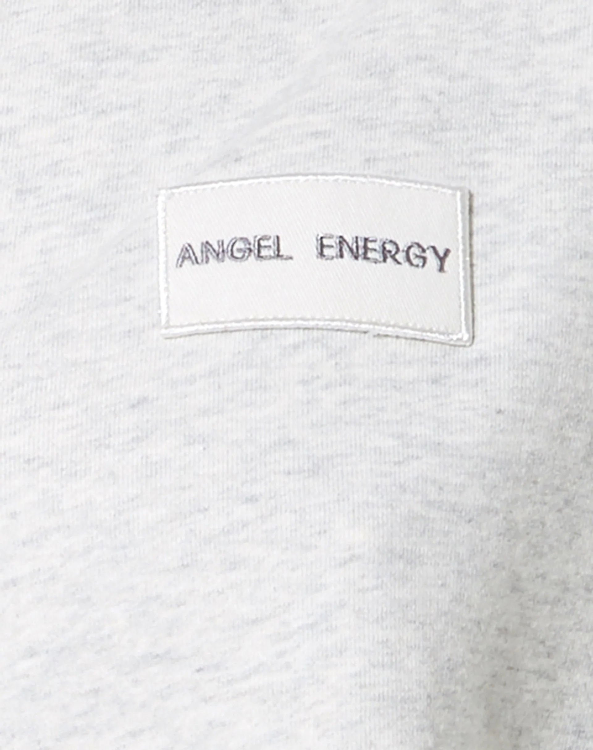Saria Crop Top in grauer Waschung 'Angel Energy' Label - Image 5
