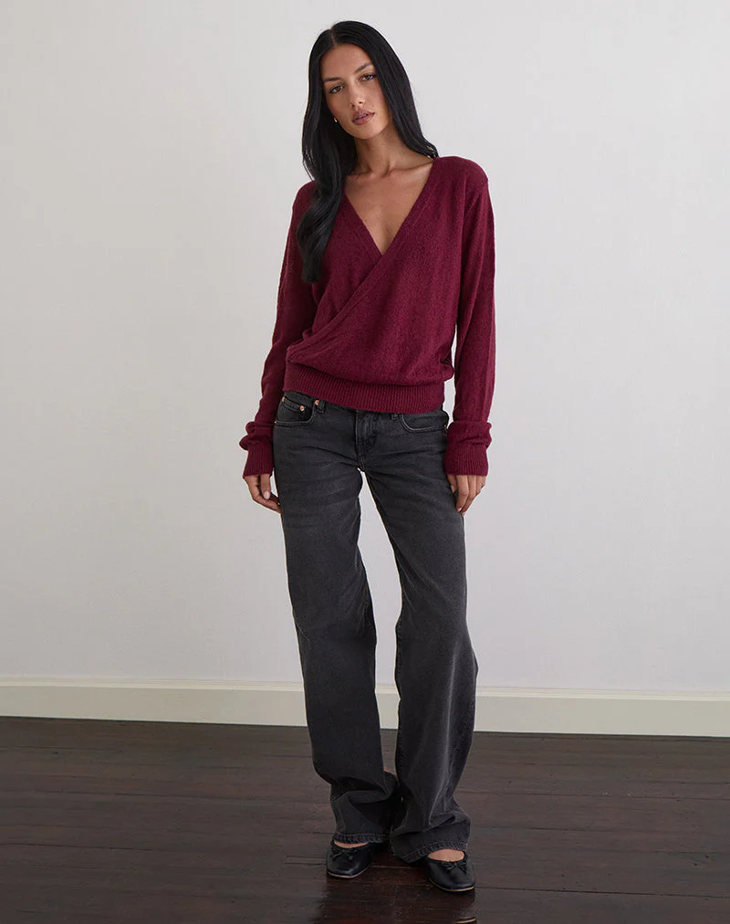 Saroya Plunge Wrap Top aus Strick in Weinrot - Image 2