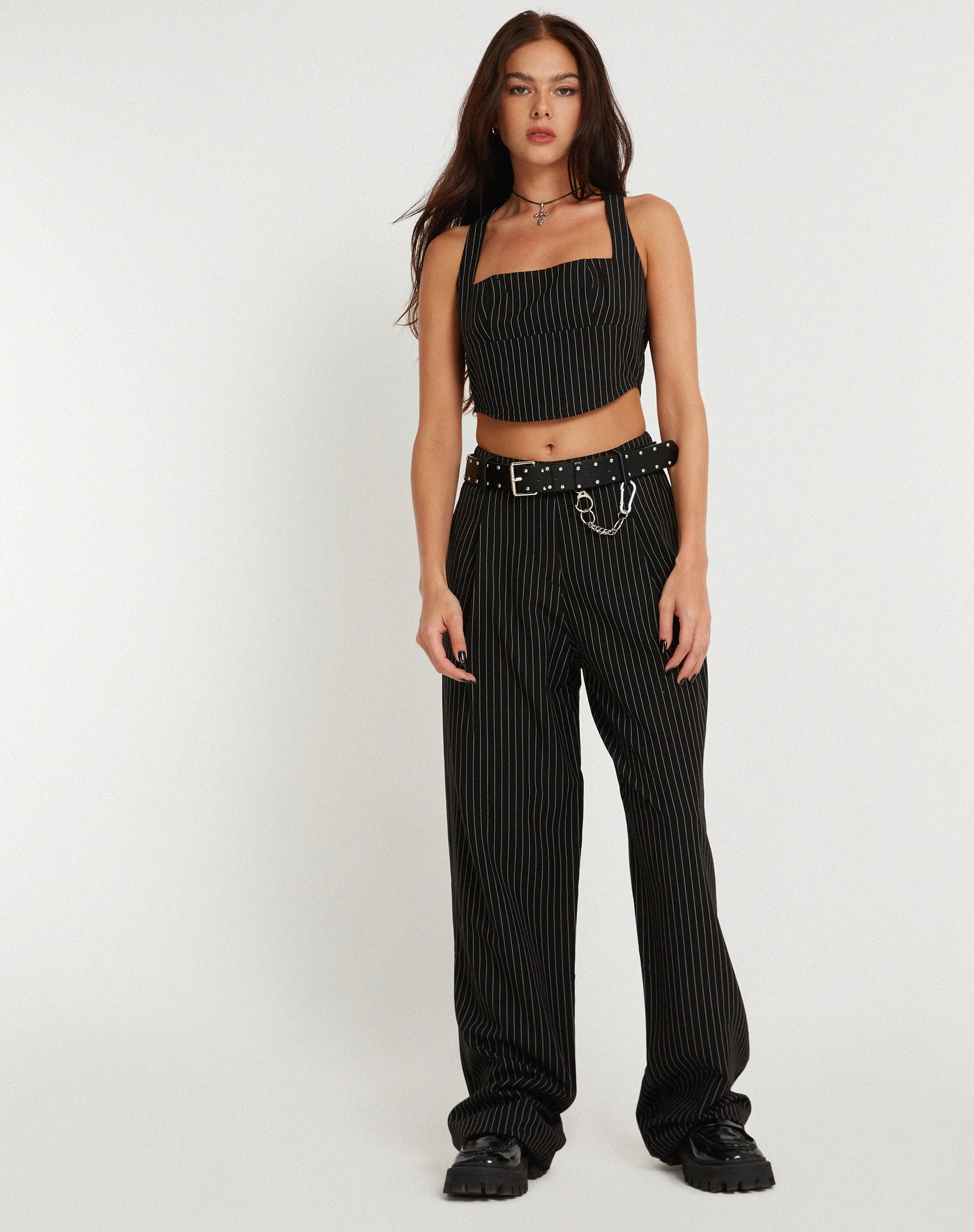 Saskira Hose mit weitem Bein in Nadelstreifen Schwarz - Image 6