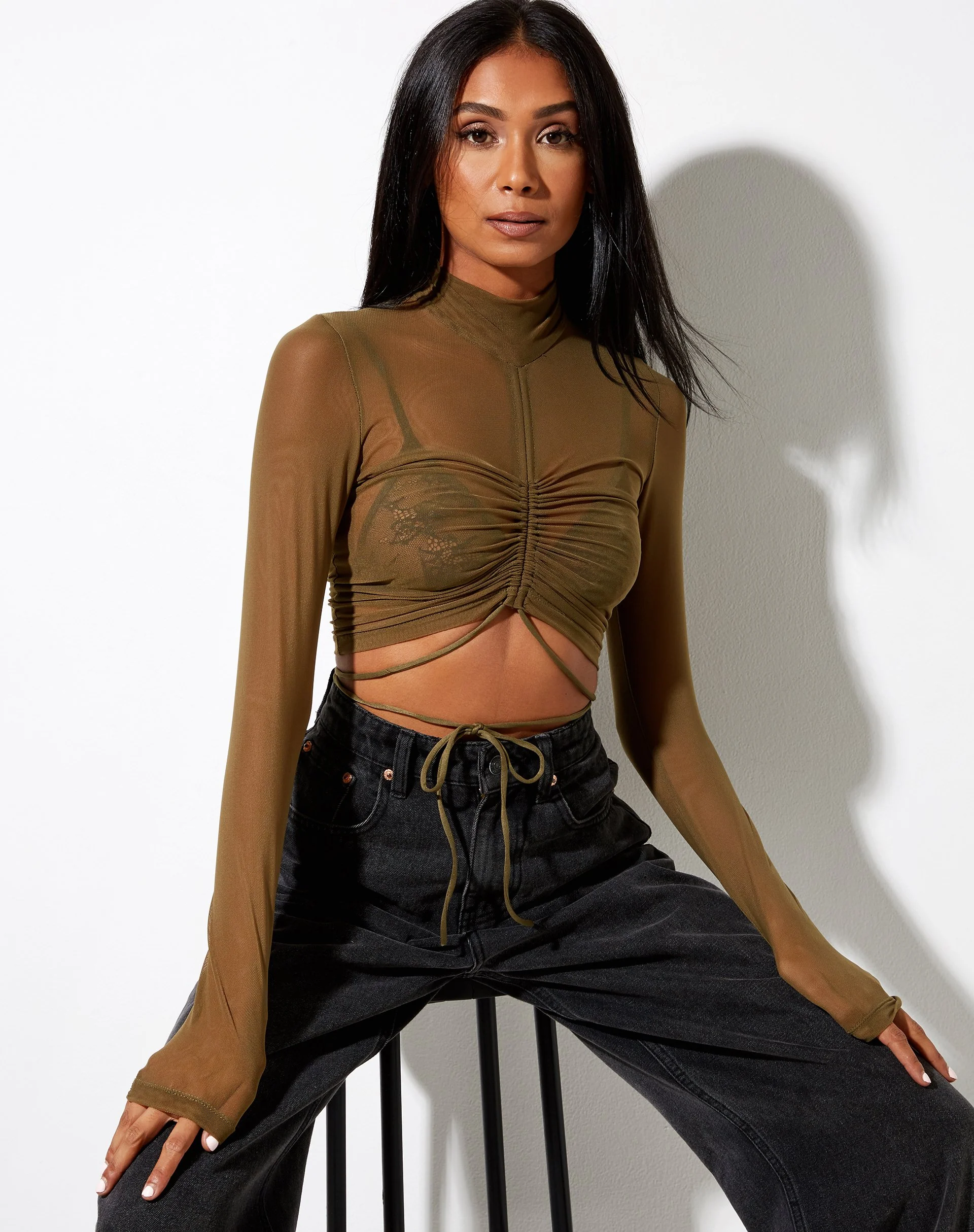 Sauja Crop Top aus Mesh Khaki Grün