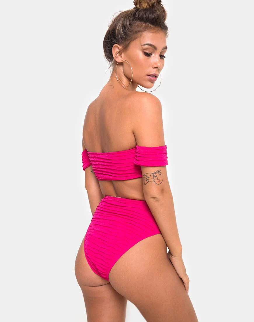 Shaca Bikinioberteil in 80's Crinkle Pink Highlighter - Image 2