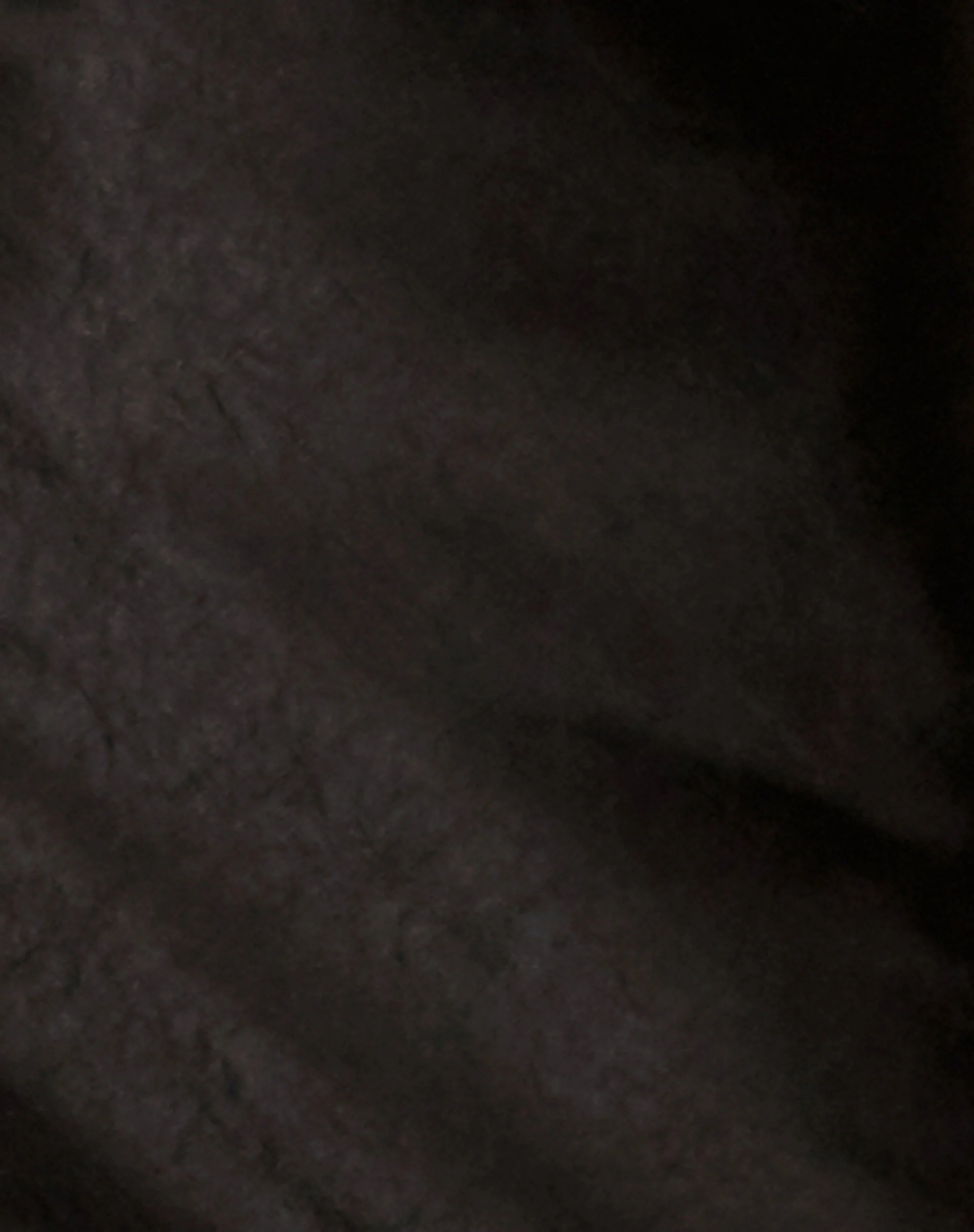 Shantique Midikleid aus Satin Schwarz - Image 5
