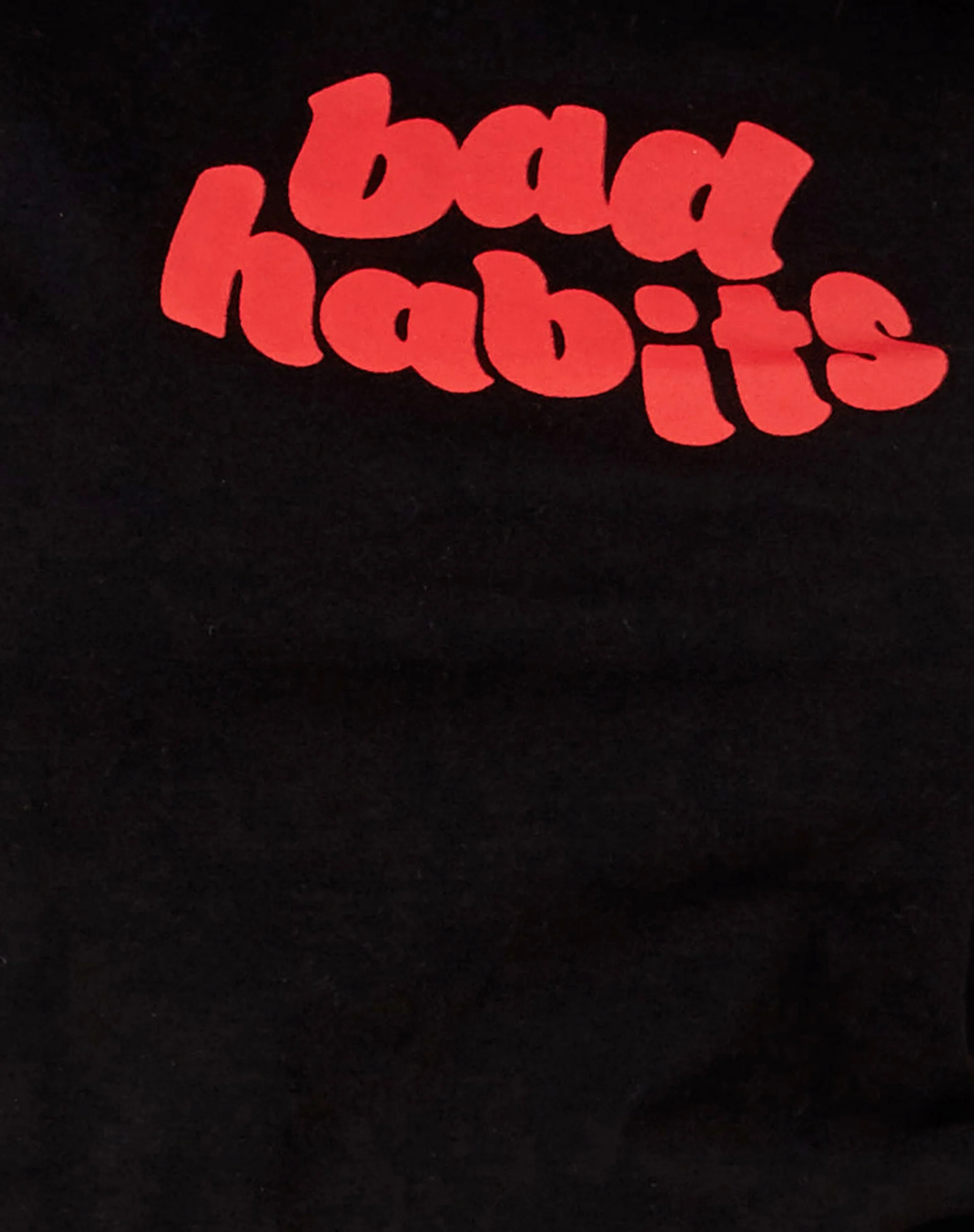 Shrunk Tee in Schwarz Bad Habits - Image 5