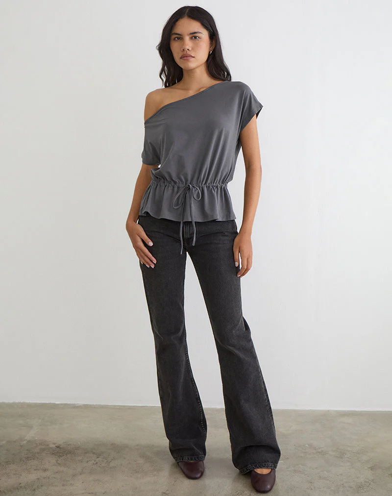 Sika One-Shoulder-Top in Anthrazitgrau mit Bindegürtel - Image 4