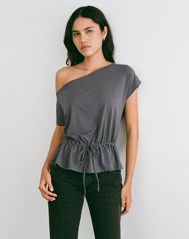 Sika One-Shoulder-Top in Anthrazitgrau mit Bindegürtel - Image 5