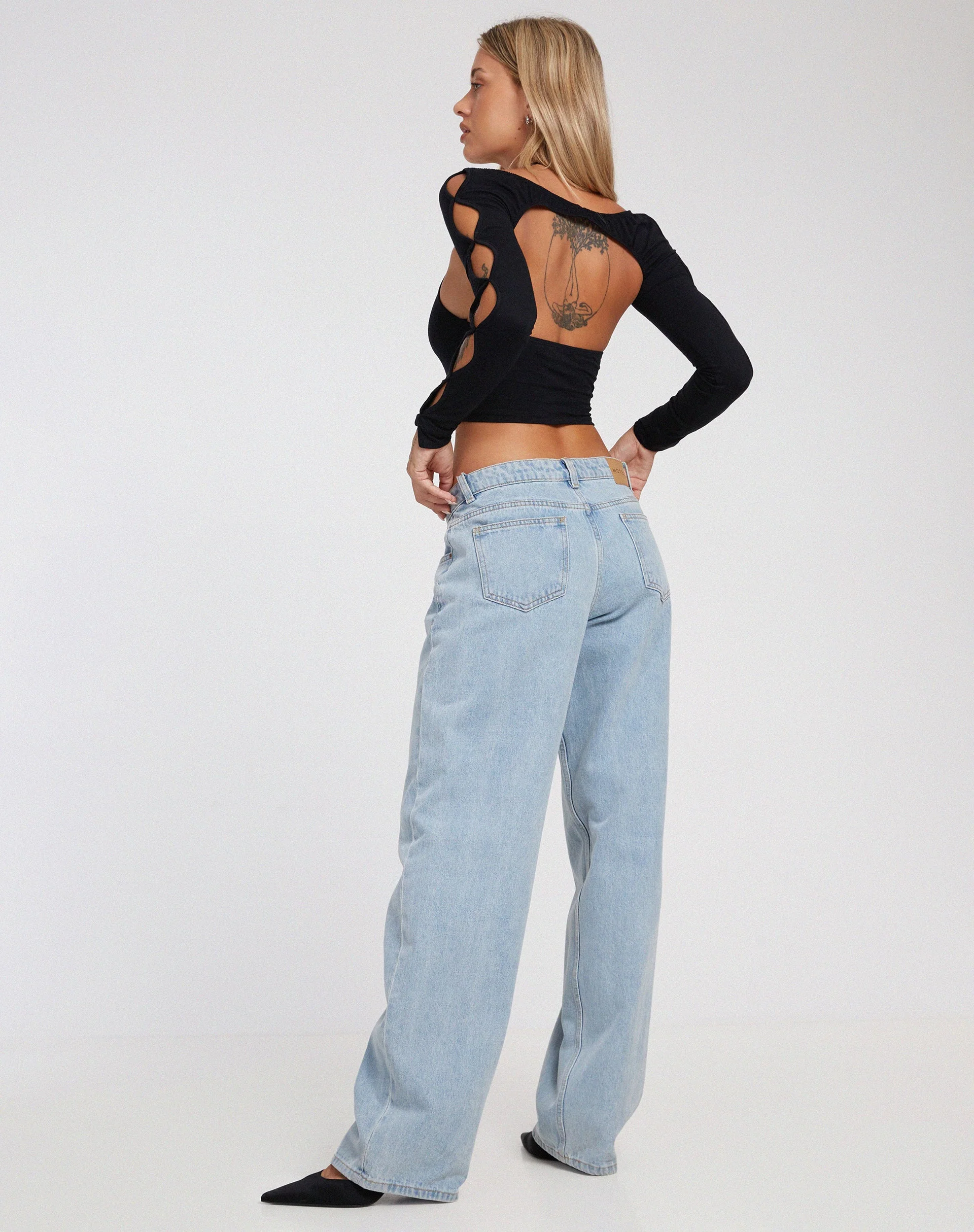 Silas Crop Top in Schwarz - Image 4