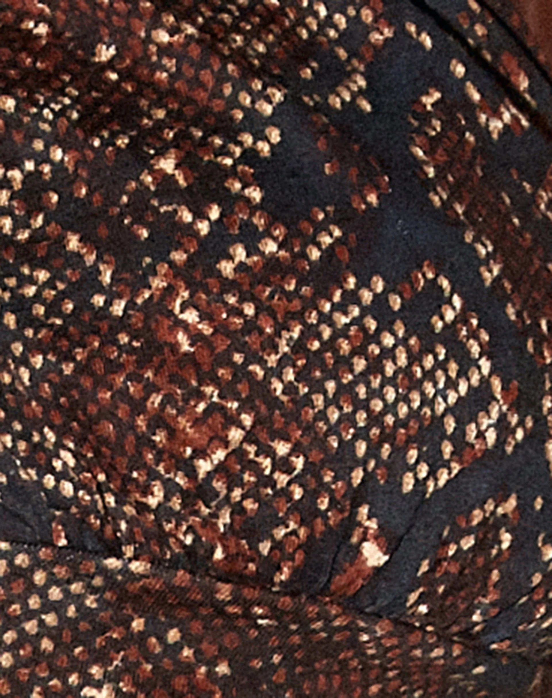 Silta Crop Top in Dunkel Boa Braun - Image 7