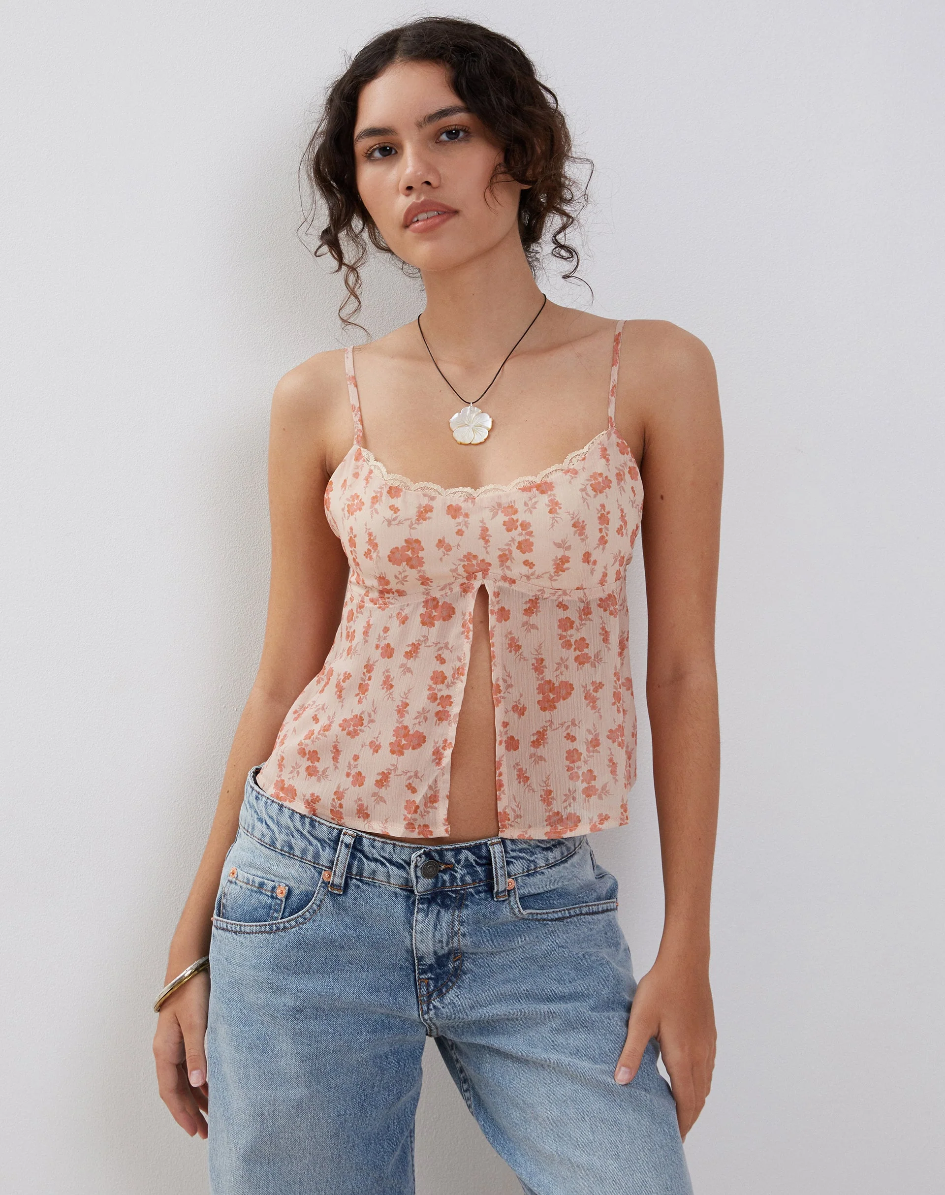 Slavina Cami Butterfly Top in Pfirsich Kirschblüte