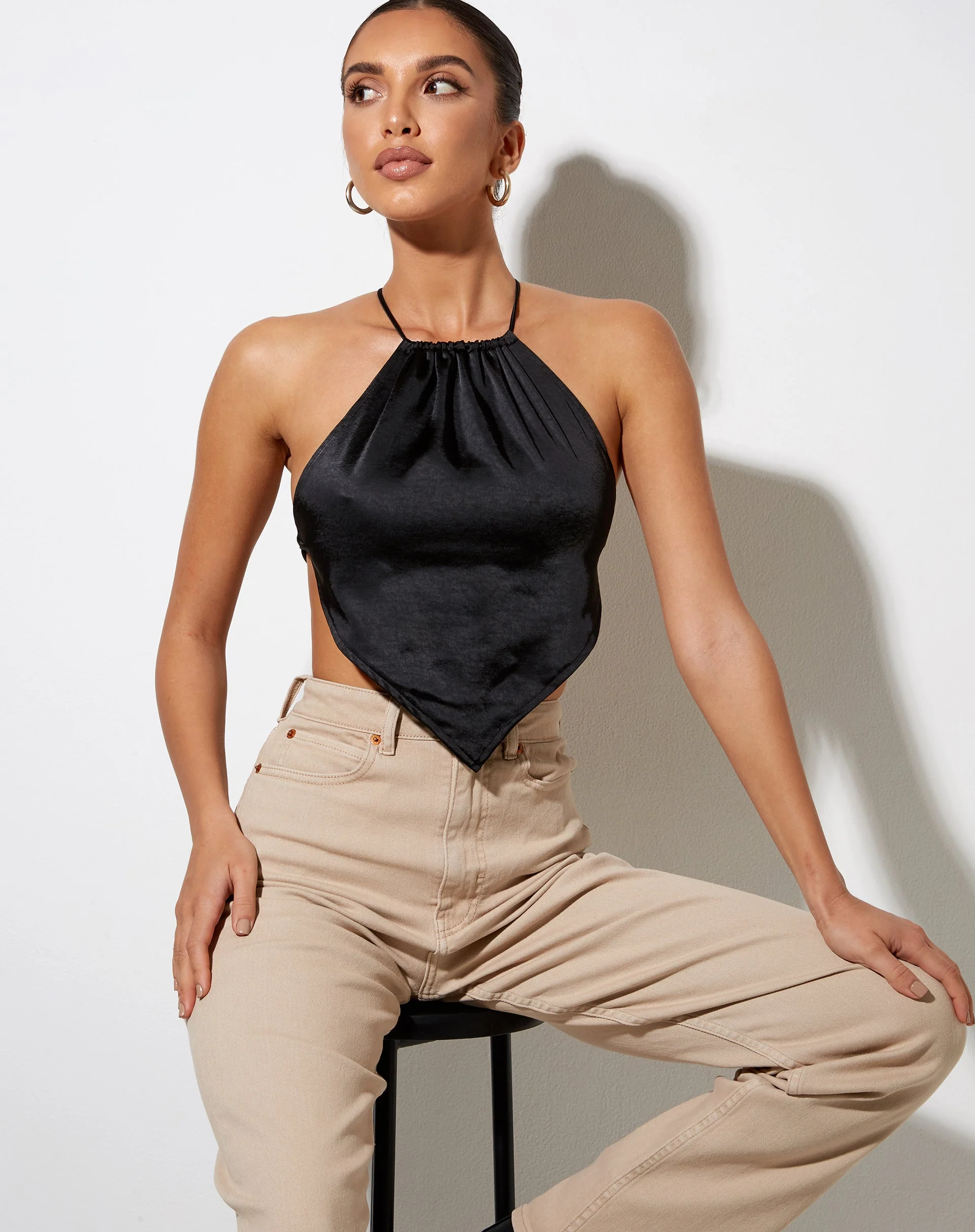Spence Top in Schwarz Satin - Image 3