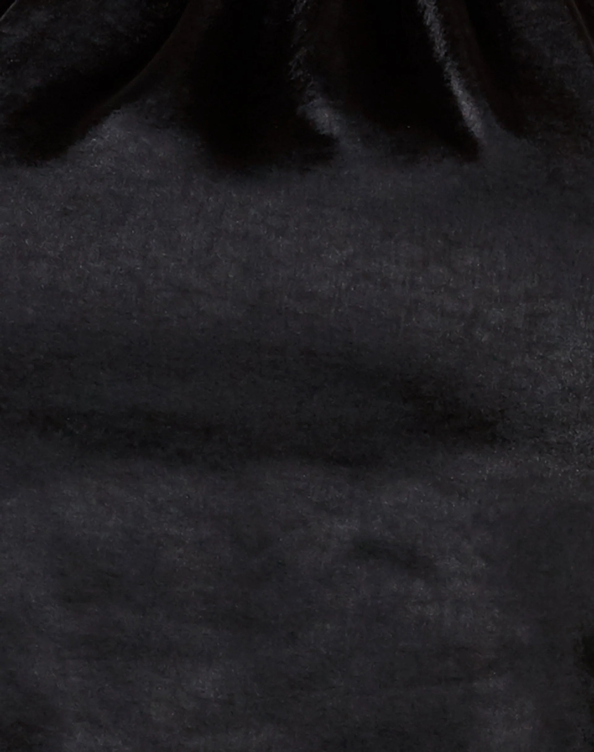 Spence Top in Schwarz Satin - Image 9
