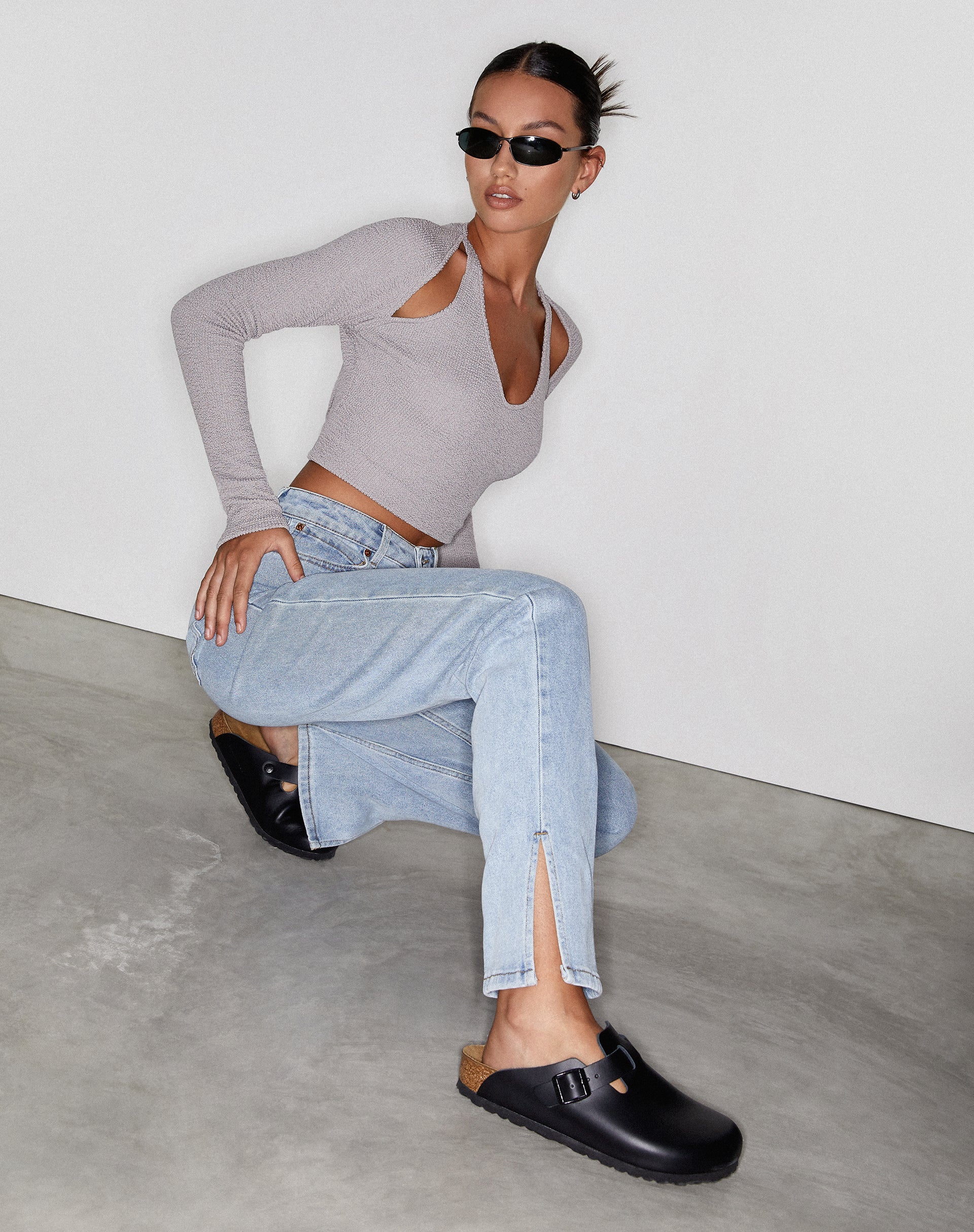 Straight Leg Jeans in Hellblau - Image 3