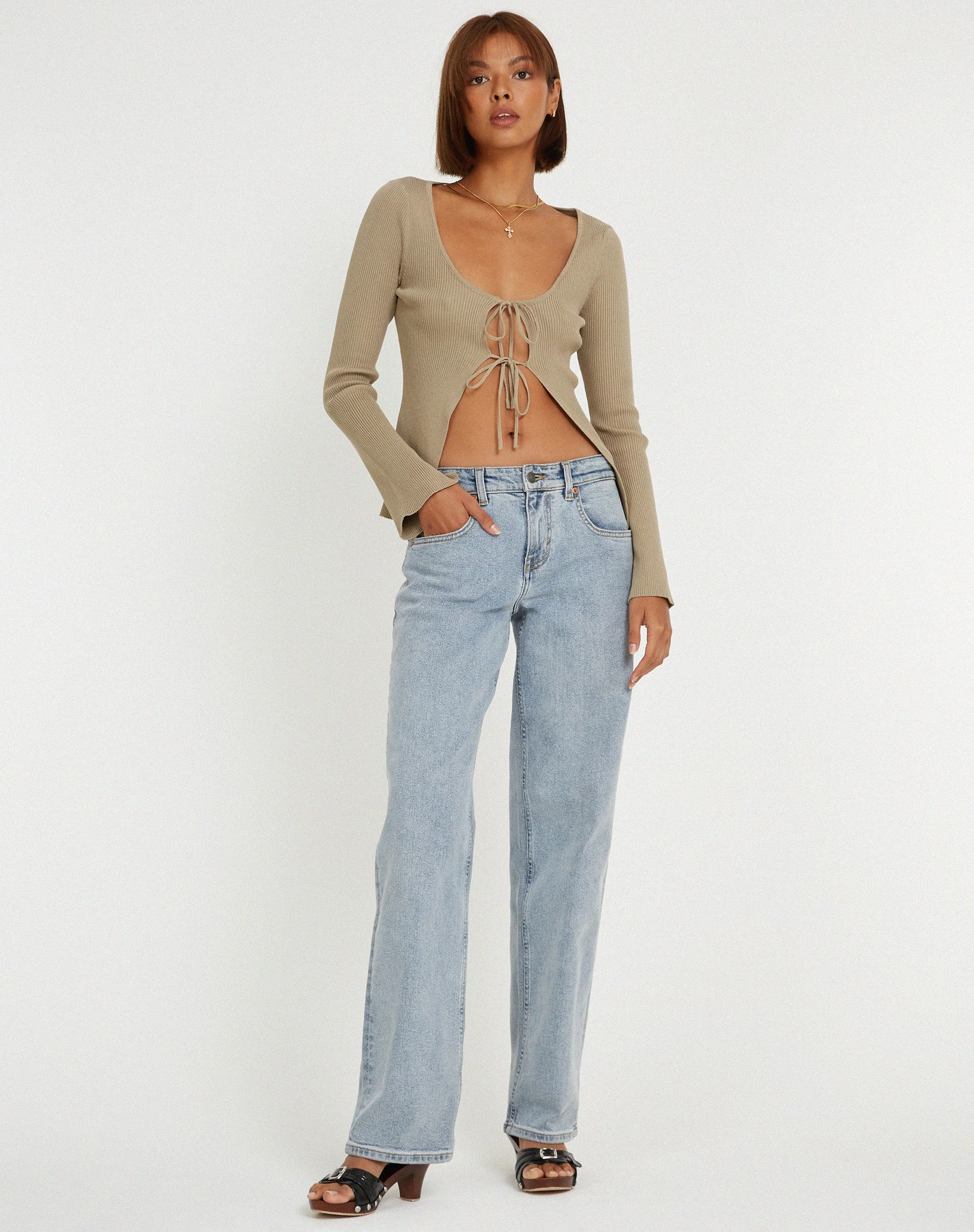 Sujata Cardi in Stein - Image 5
