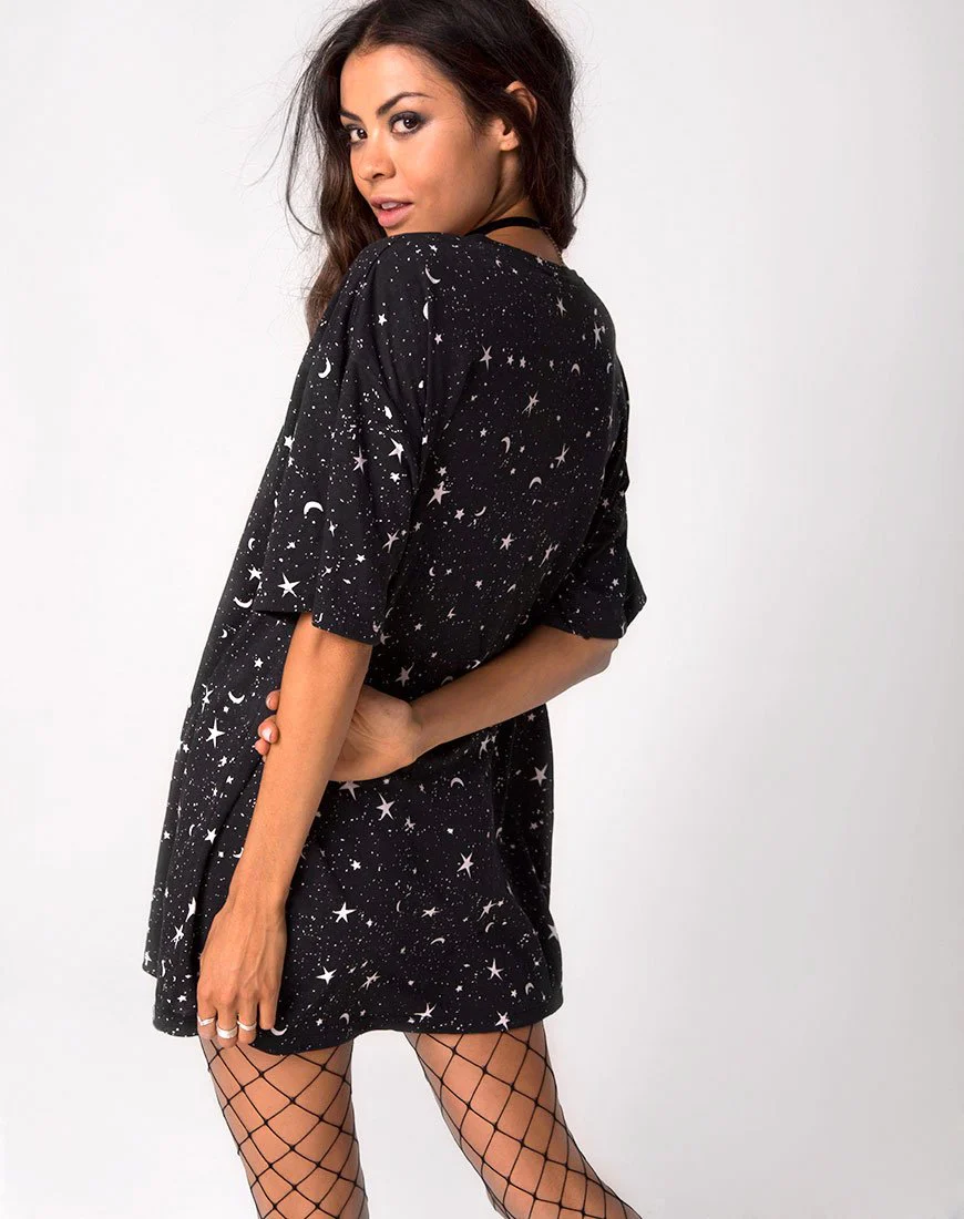 Sunny Kiss Oversized Tee in Schwarz Cosmos - Image 4