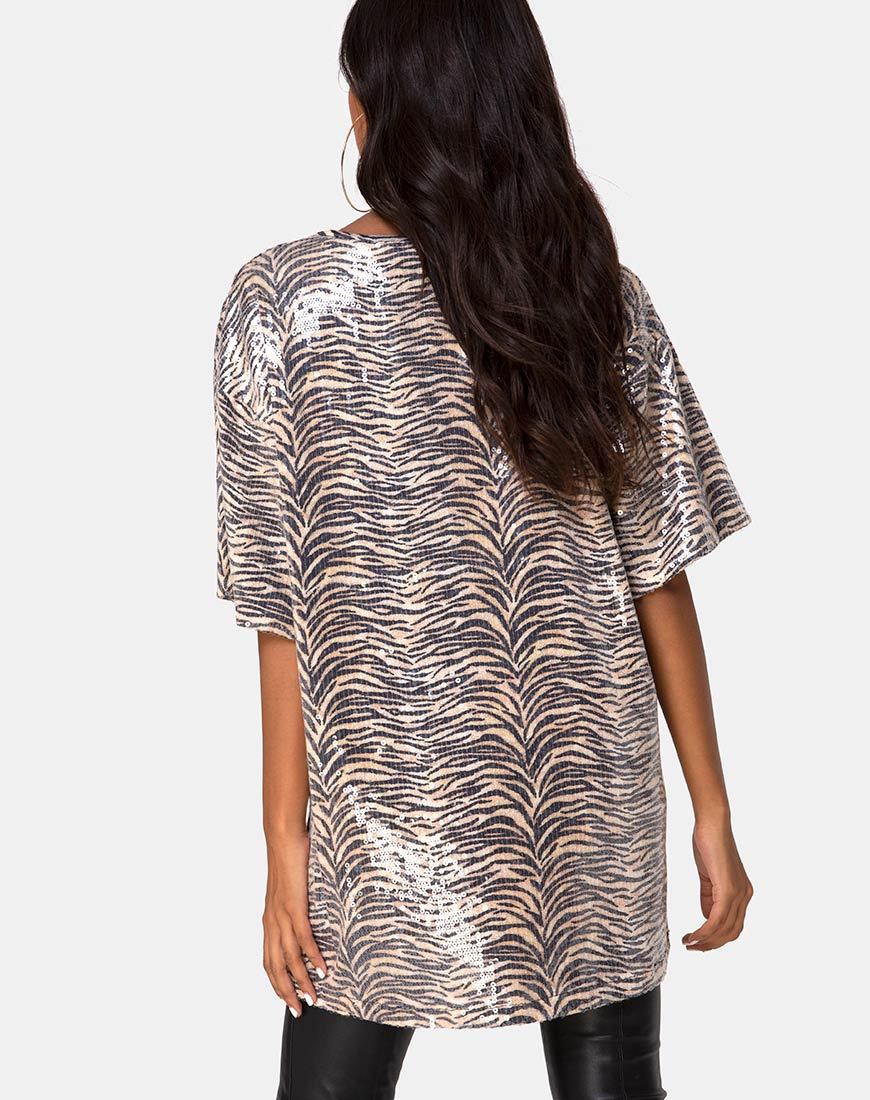 Sunny Kiss Oversize Tee in Tiger Clear Pailletten - Image 2