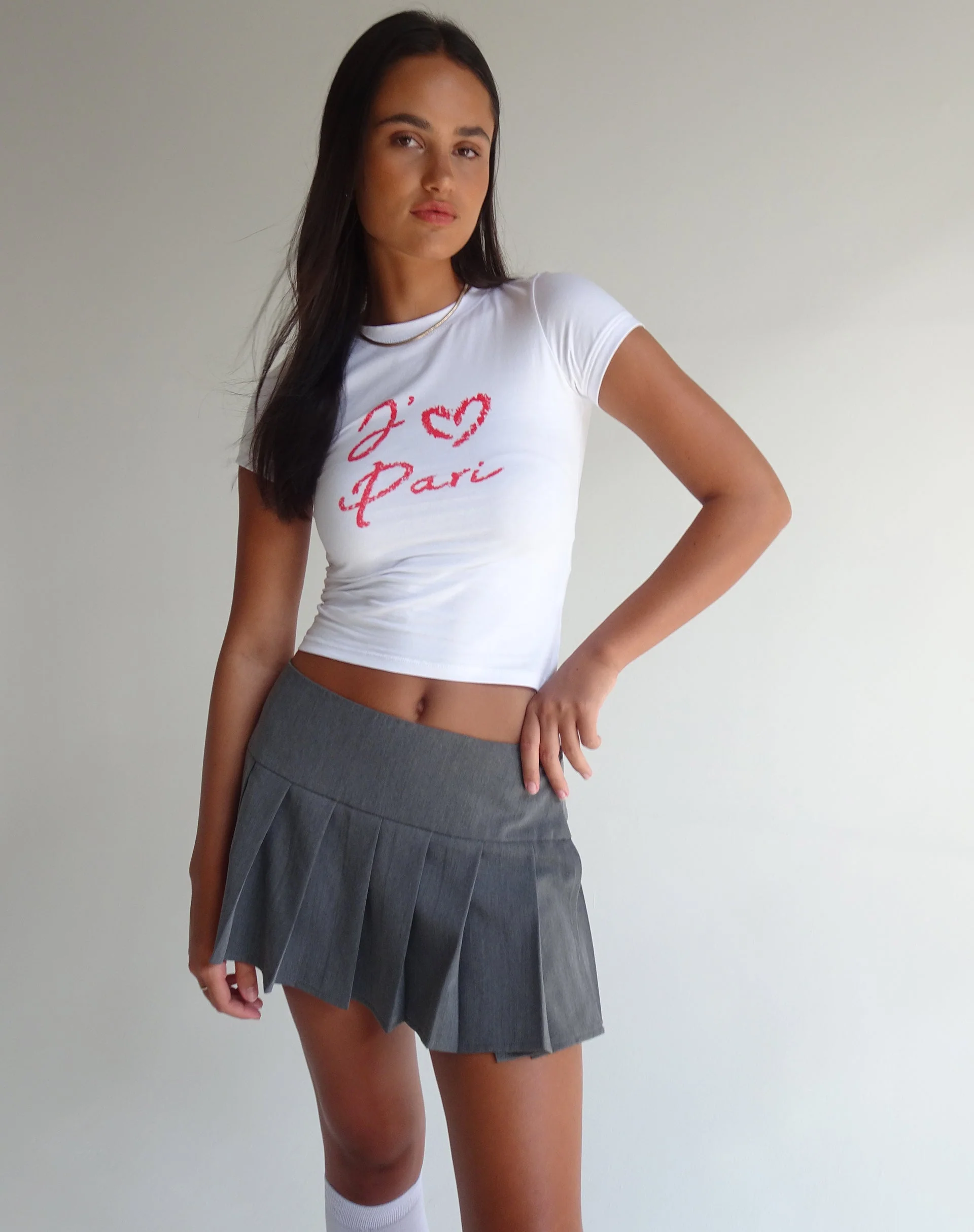 Sutin Baby Tee in Weiß mit I Love Pari Grafik - Image 3