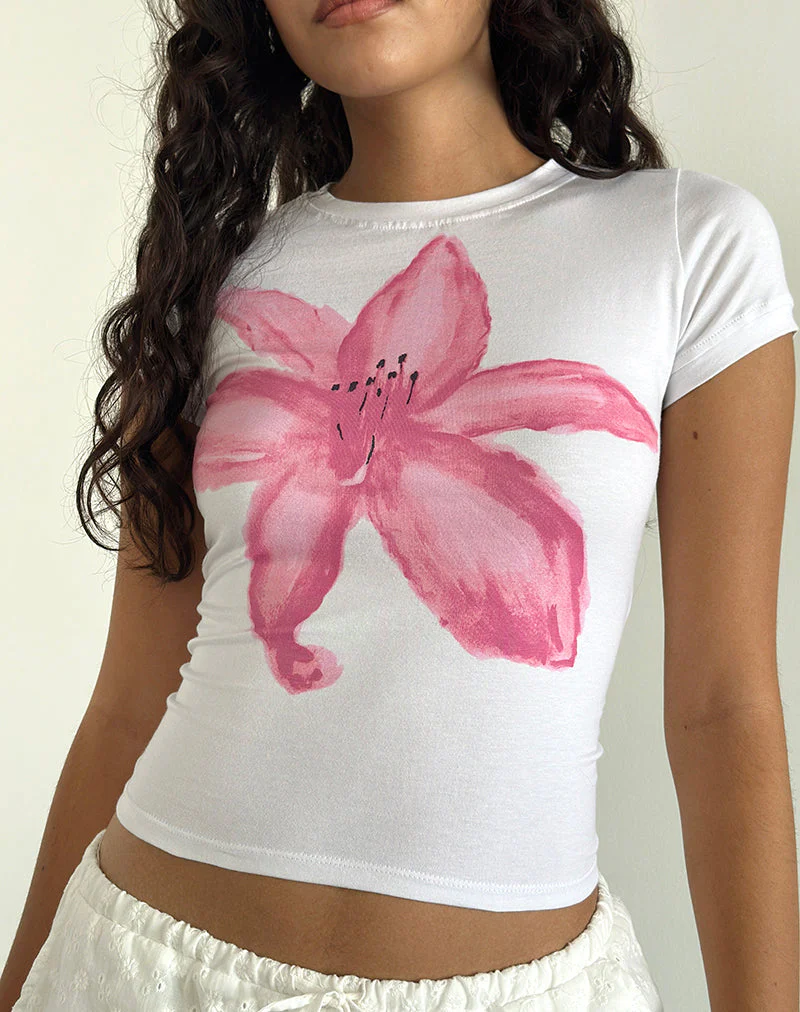 Sutin Tee in Weiß mit gemalter Blume Rosa - Image 5